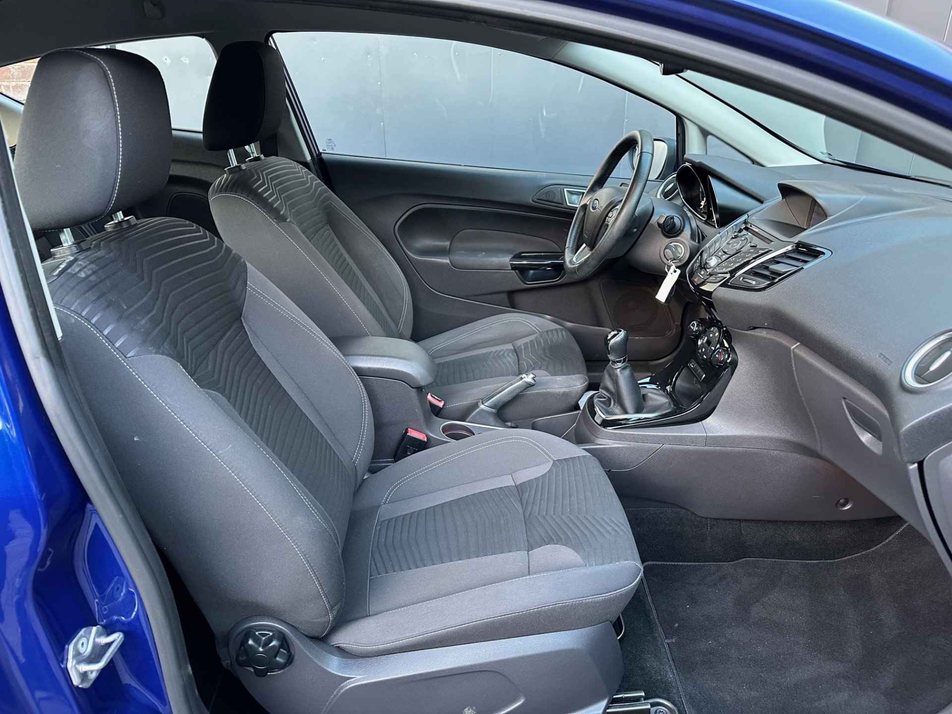 Ford Fiesta 1.0 Titanium 29.000 km Airco | lm-velgen | navigatie | BOVAG garantie | - 7/25