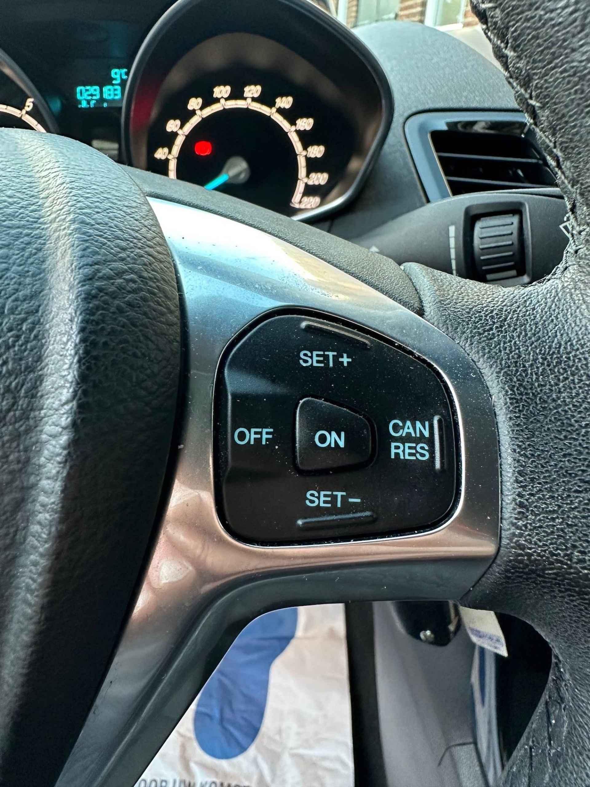 Ford Fiesta 1.0 Titanium 29.000 km Airco | lm-velgen | navigatie | BOVAG garantie | - 21/25