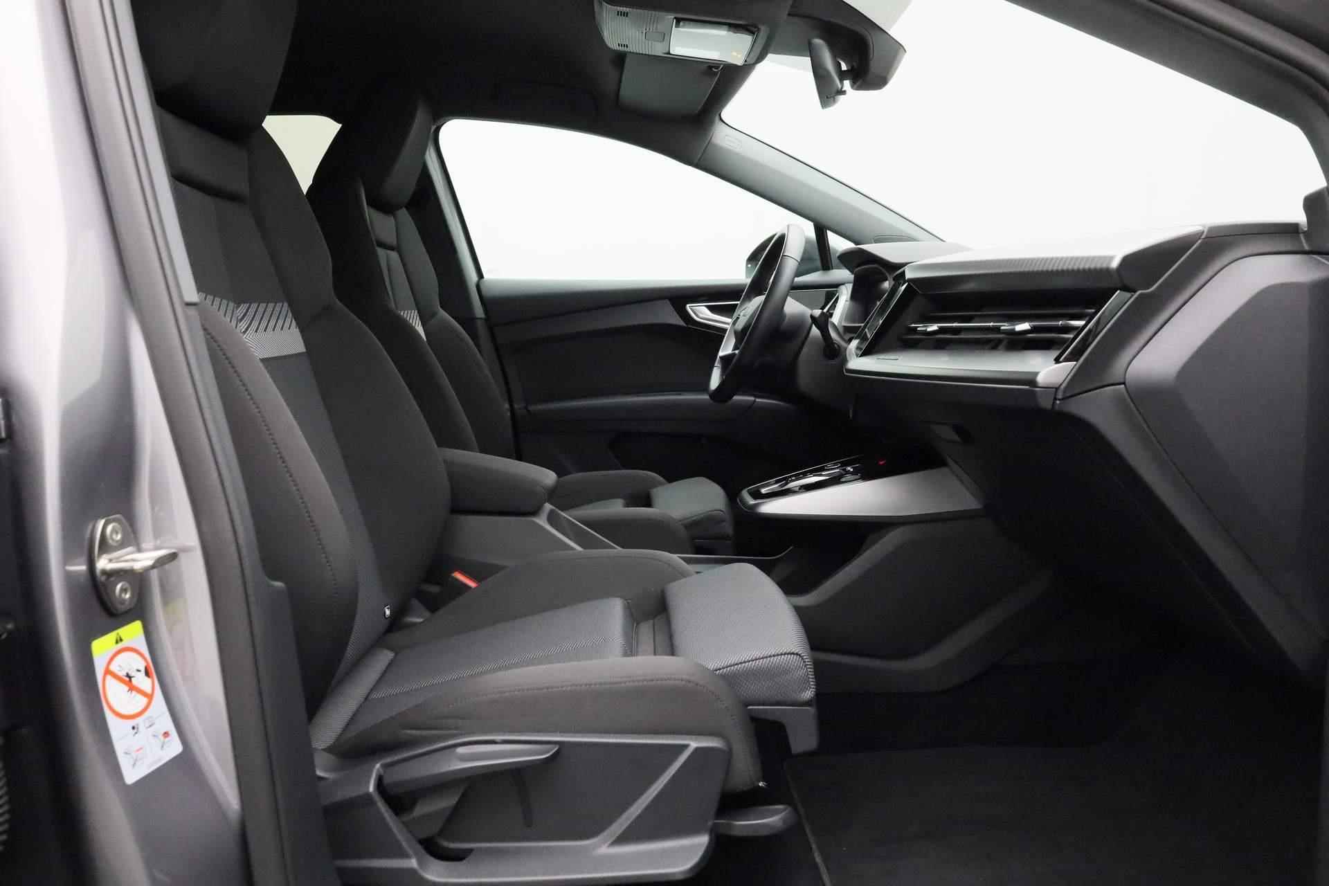 Audi Q4 e-tron 40 Advanced edition 77 kWh 204PK | S-Line ext. | Navi | 20 inch | Stoelverwarming | Cruise | Clima | Apple Carplay / Android Auto - 38/44