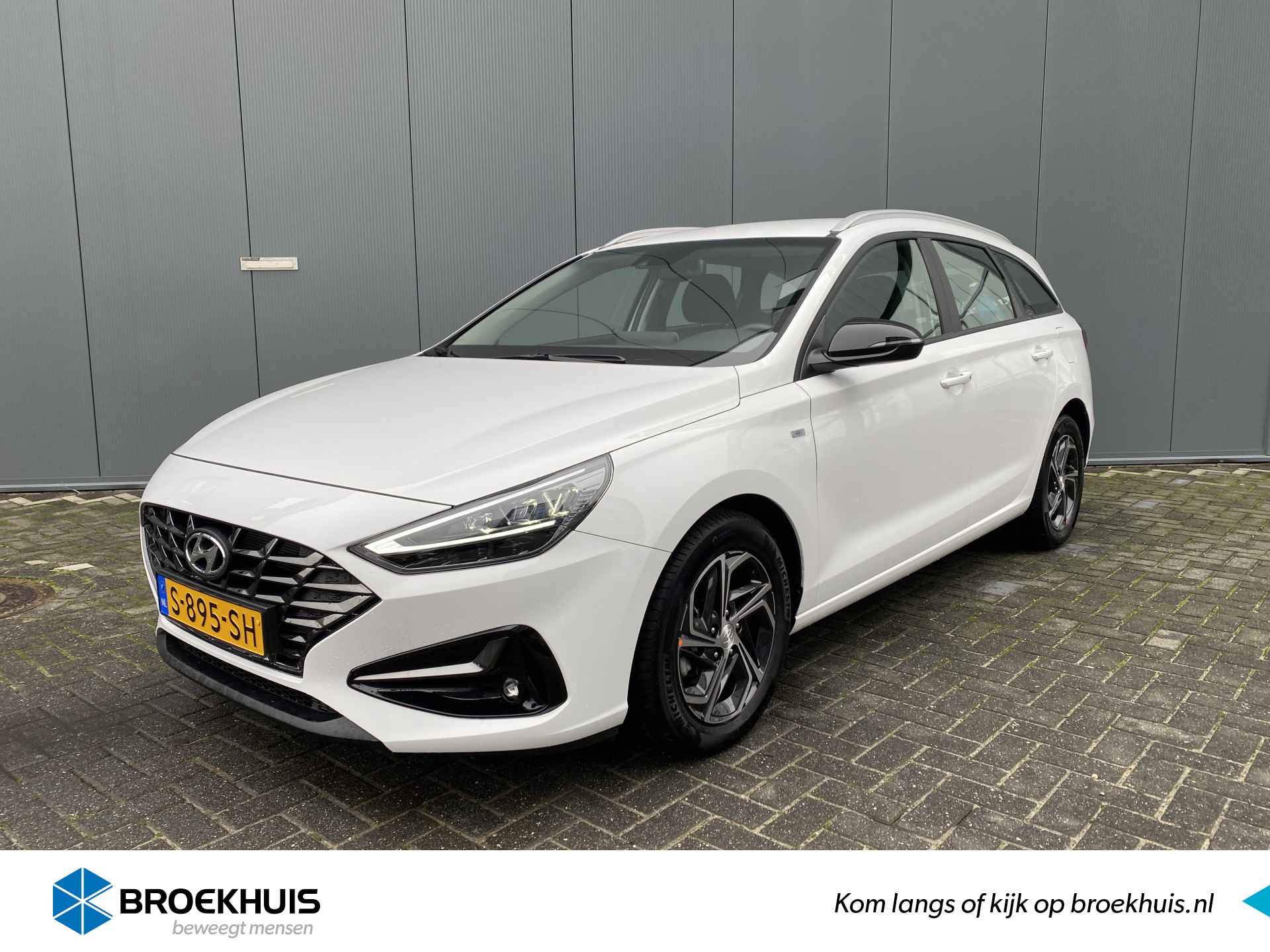 Hyundai i30 Wagon 1.0 T-GDI 120pk MHEV Comfort Smart | Camera | Climate | Keyless | NL. Auto | Full Led | Navigatie | 16" Lichtmetaal | Park - 1/28