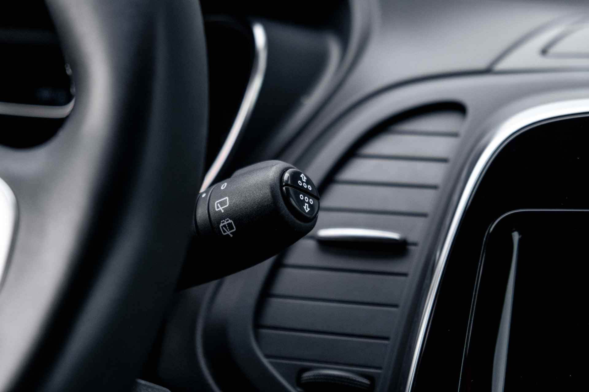 Renault Captur 1.3 TCe 150pk Bose | Automaat | Trekhaak | Bose | Stoelverwarming | incl. Bovag rijklaarpakket met 12 maanden garantie - 41/53