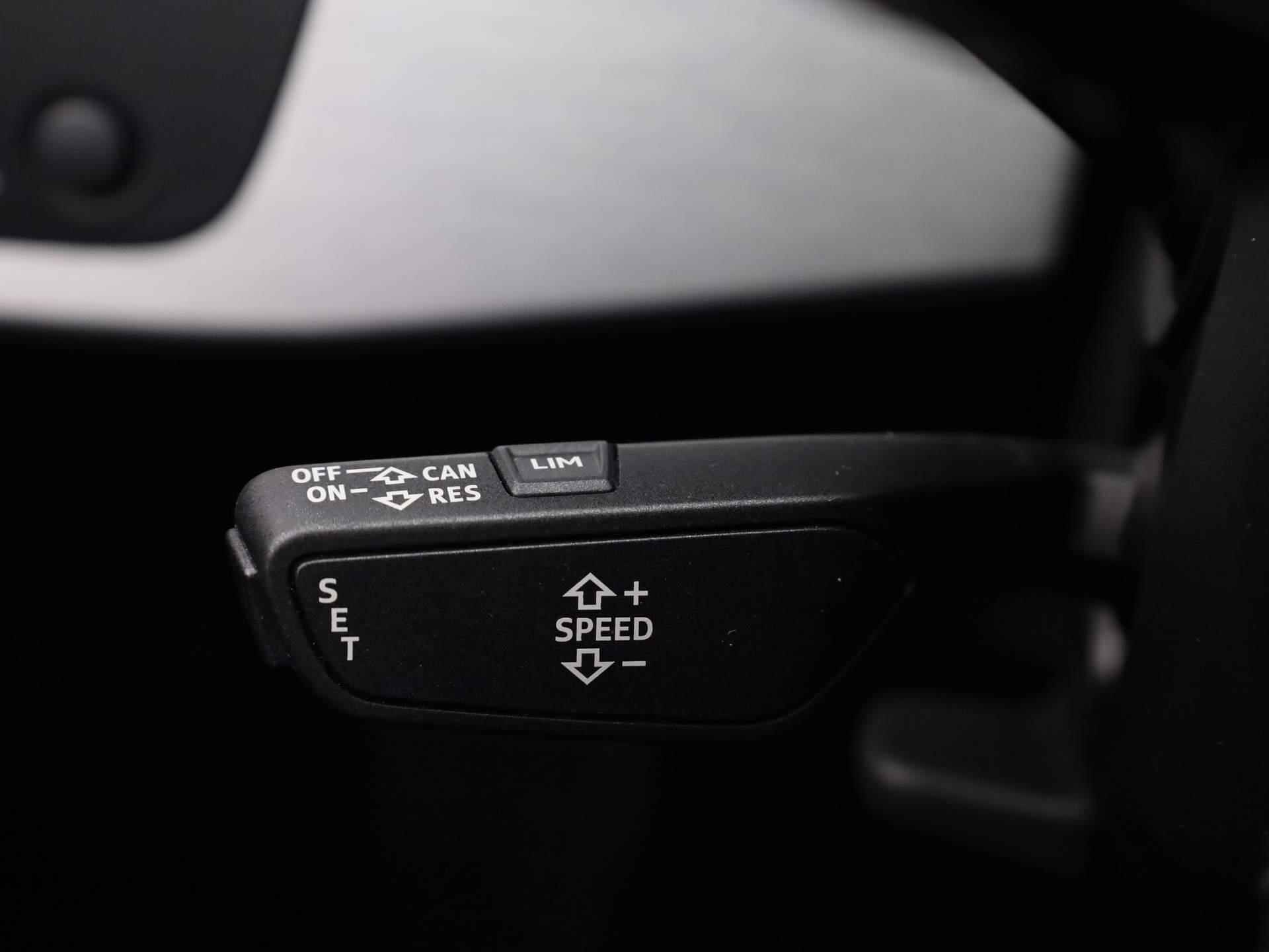 Audi A4 Avant 40 TFSI/190PK S Line Leder/stof · Drive select · Parkeersensoren + camera - 8/41