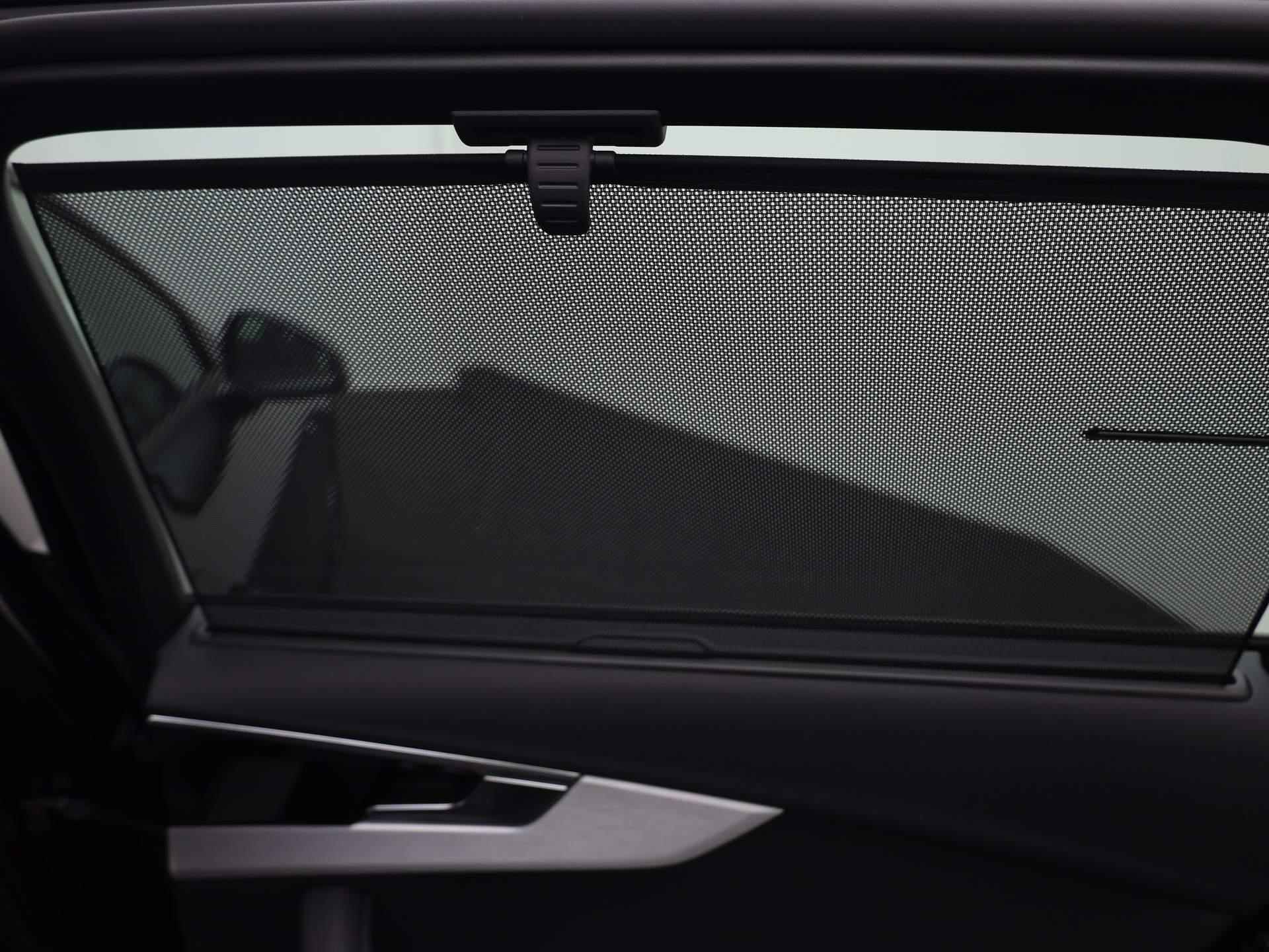 Audi A4 Avant 40 TFSI/190PK S Line Leder/stof · Drive select · Parkeersensoren + camera - 19/41