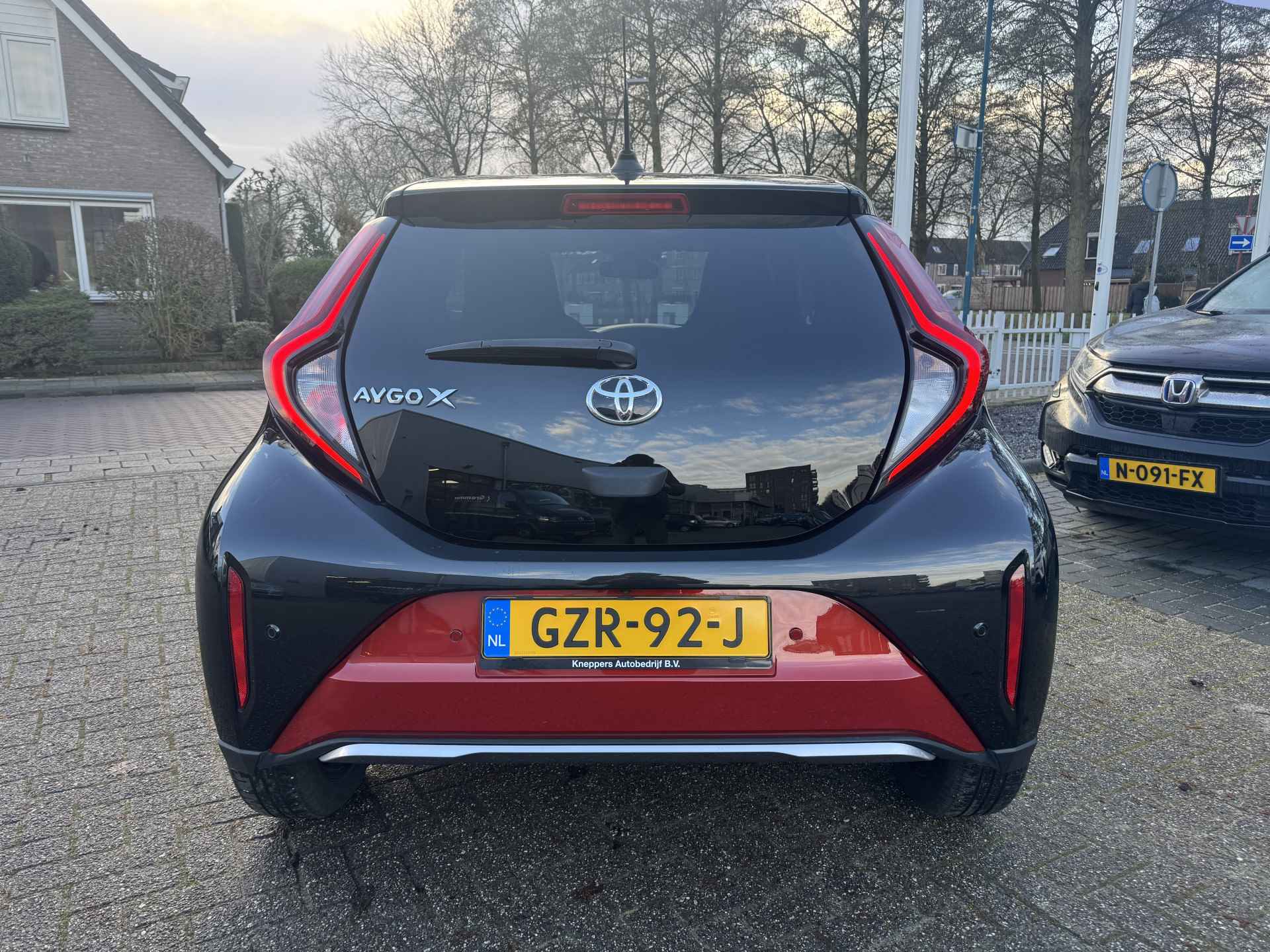 Toyota Aygo X 1.0 VVT-i MT JBL, parkeersensoren, apple/android carplay , All-in Rijklaarprijs - 12/32