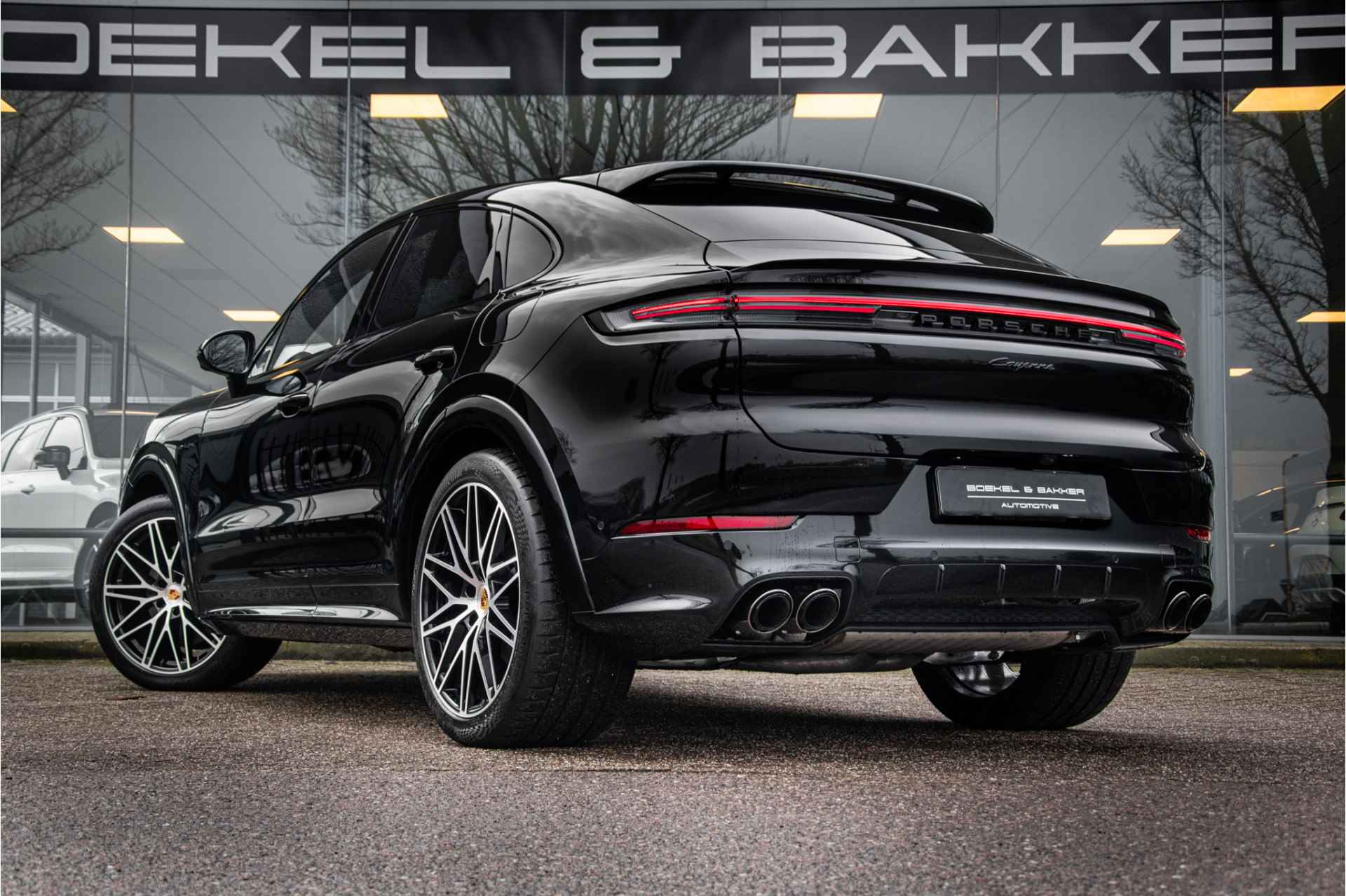 Porsche Cayenne Coupé 3.0 E-Hybrid - PASM - Sportdesign - Matrix - HUD - Adapt. Cruise - BOSE - GT Nw. model! Direct leverbaar! - 7/89