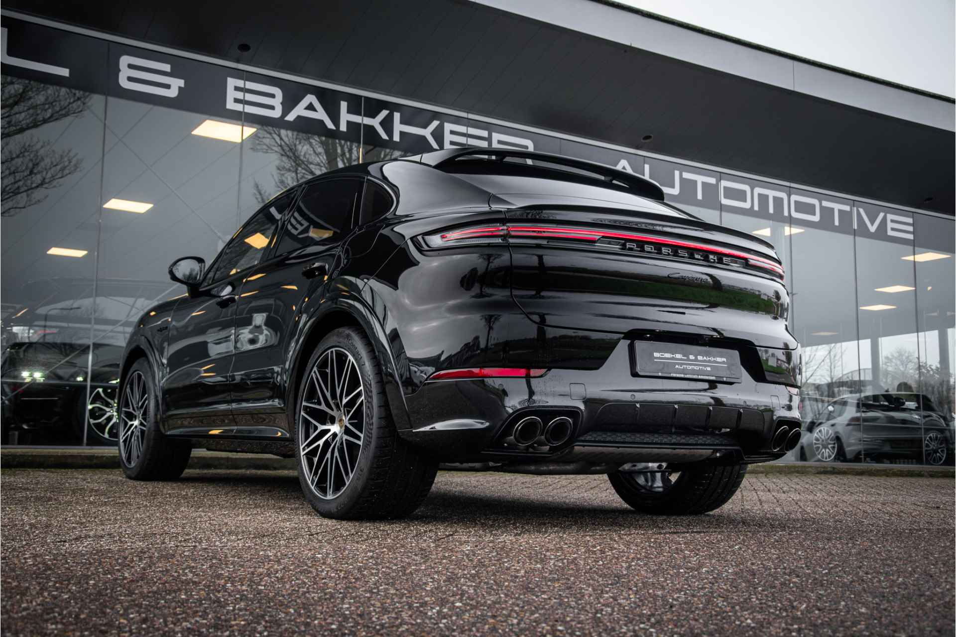 Porsche Cayenne Coupé 3.0 E-Hybrid - PASM - Sportdesign - Matrix - HUD - Adapt. Cruise - BOSE - GT Nw. model! Direct leverbaar! - 45/89