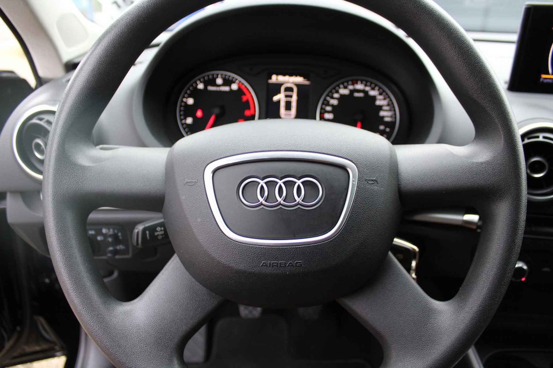 AUDI A3 1.4 TFSI AMBIT.PRO L - 13/20