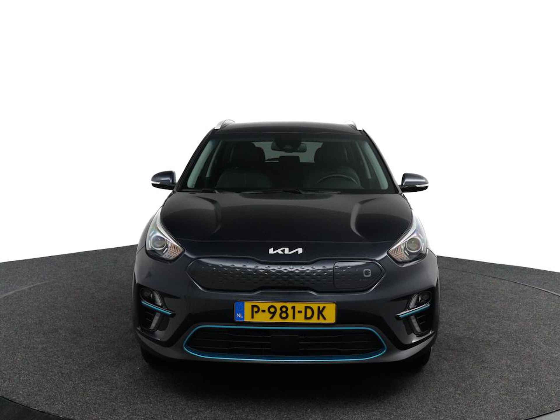 Kia e-Niro ExecutiveLine 64 kWh | All in prijs + BOVAG Garantie | 1e Eigenaar | Trekhaak | Navigatie | Adaptief Cruise Control - 16/48