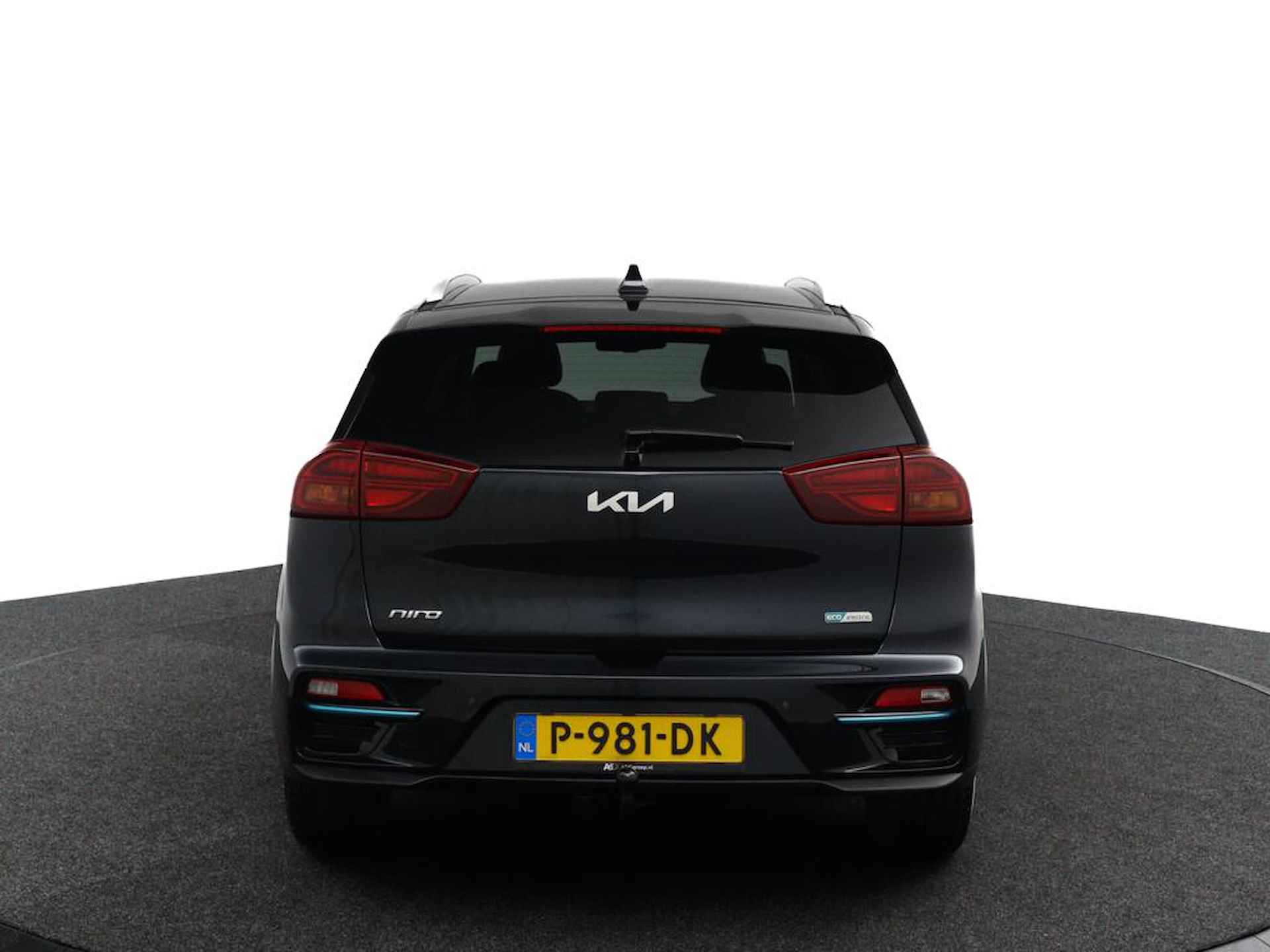 Kia e-Niro ExecutiveLine 64 kWh | All in prijs + BOVAG Garantie | 1e Eigenaar | Trekhaak | Navigatie | Adaptief Cruise Control - 47/48