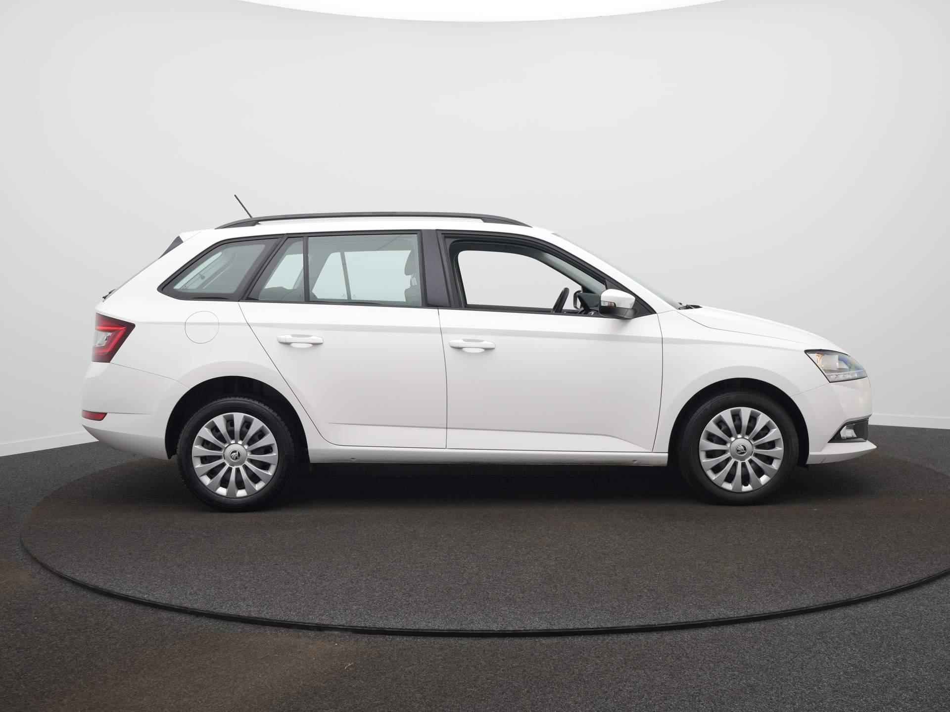 Skoda Fabia Combi 1.0 TSI Ambition / Carplay / Sensoren Achter / Cruise - 4/37