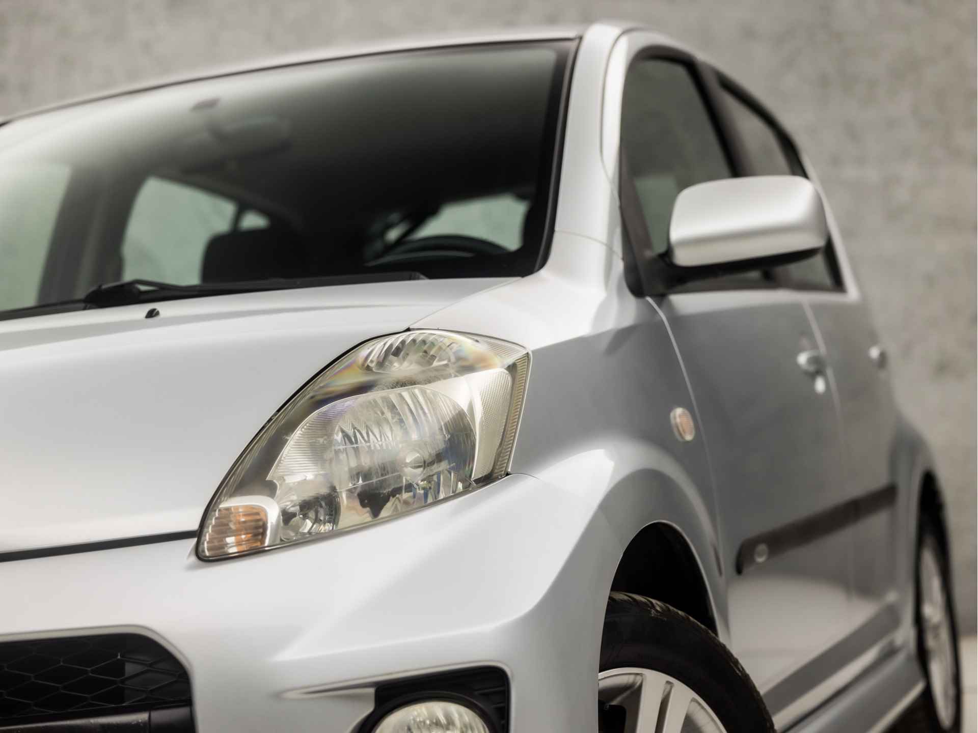 Daihatsu Sirion 2 1.3-16V Exclusive Sport Automaat (NAP, YOUNGTIMER, RADIO, SPORTSTOELEN, ELEK PAKKET, ARMSTEUN, LM VELGEN, NIEUWE APK, NIEUWSTAAT) - 21/27