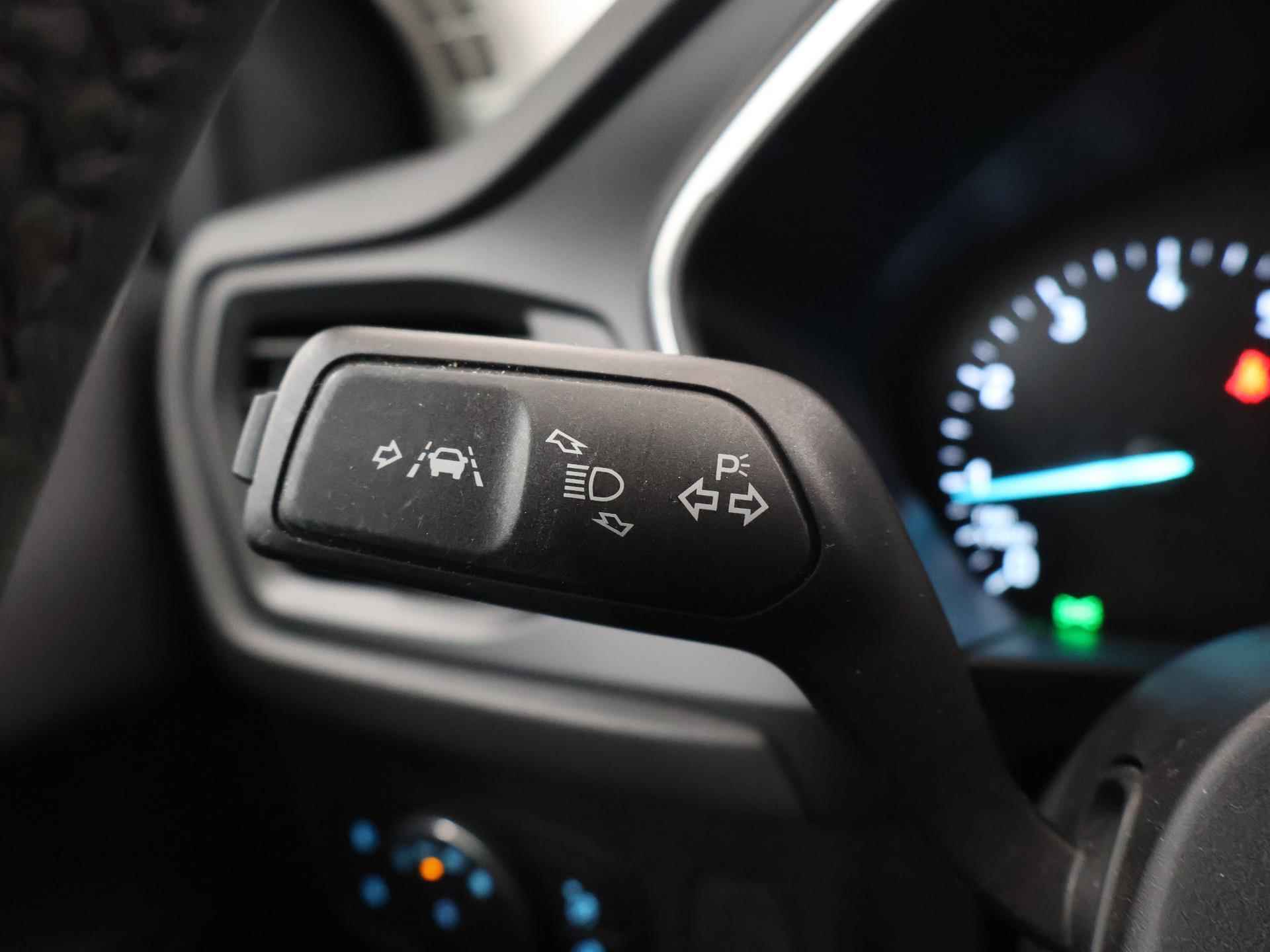 Ford Focus 1.0 EcoBoost Titanium Business | Design LED koplampen | B&O Premium Audio | Adaptive Cruise Control | Winterpack | - 33/39