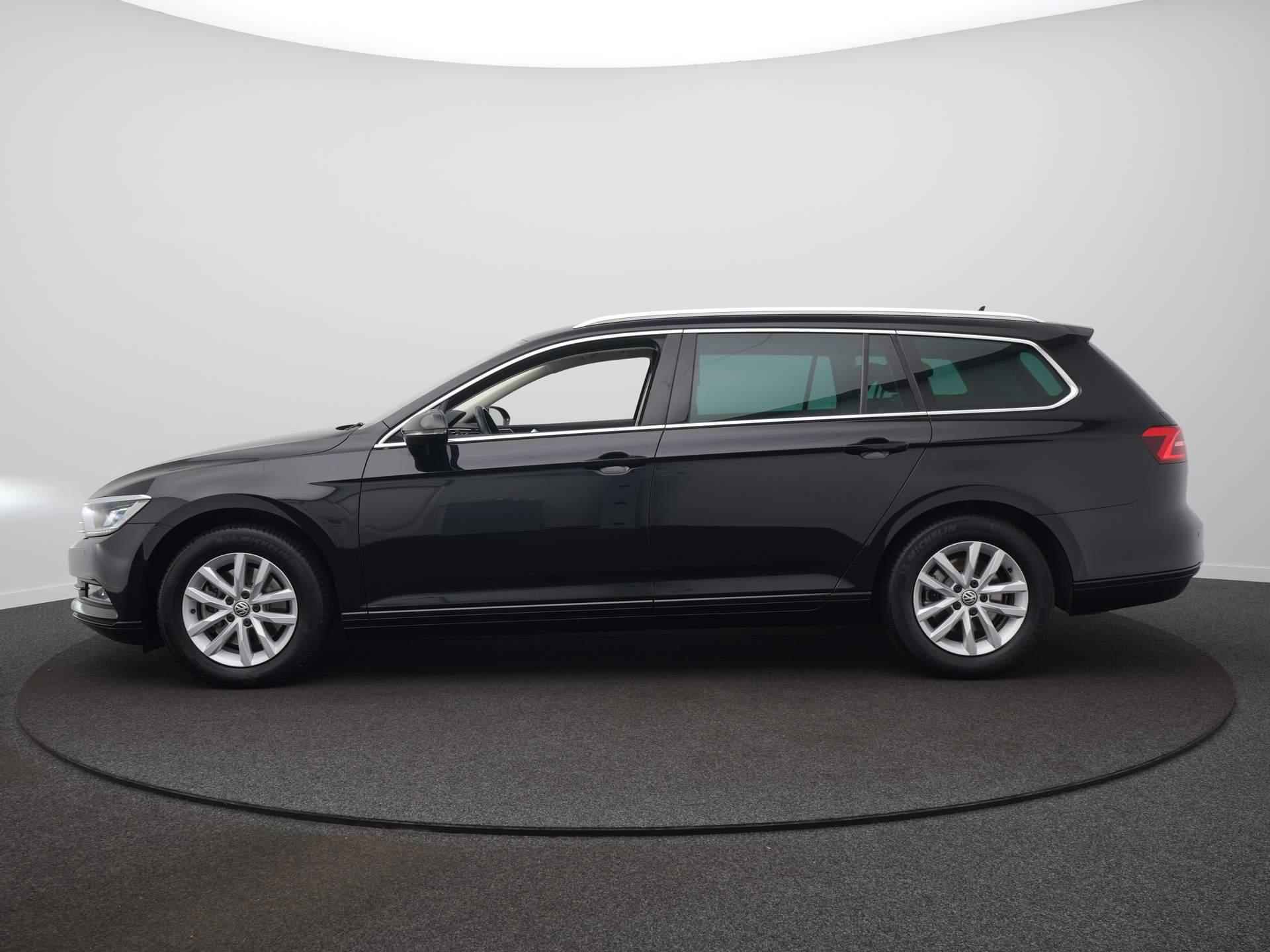 Volkswagen Passat Variant 1.4 TSI ACT Connected Series Plus / DSG / Trekhaak / Camera - 8/44