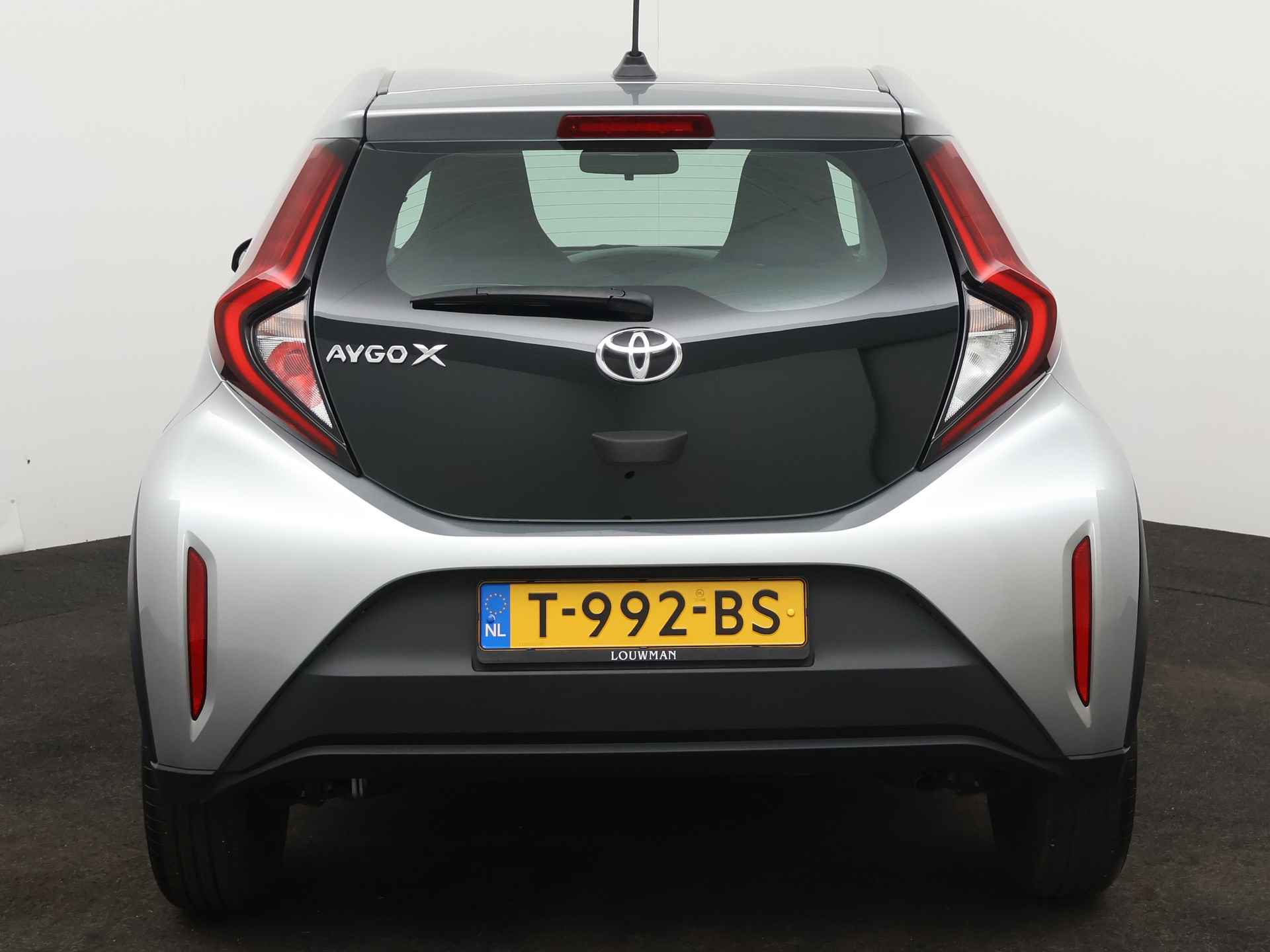 Toyota Aygo X 1.0 VVT-i MT play - 30/41