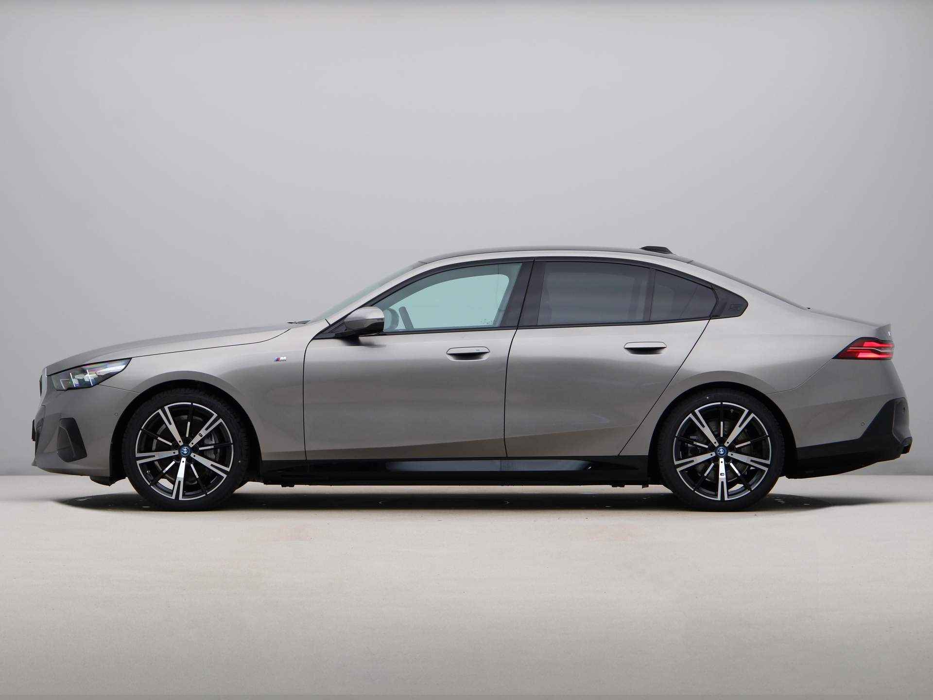 BMW i5 Sedan eDrive40 M-Sport - 13/27