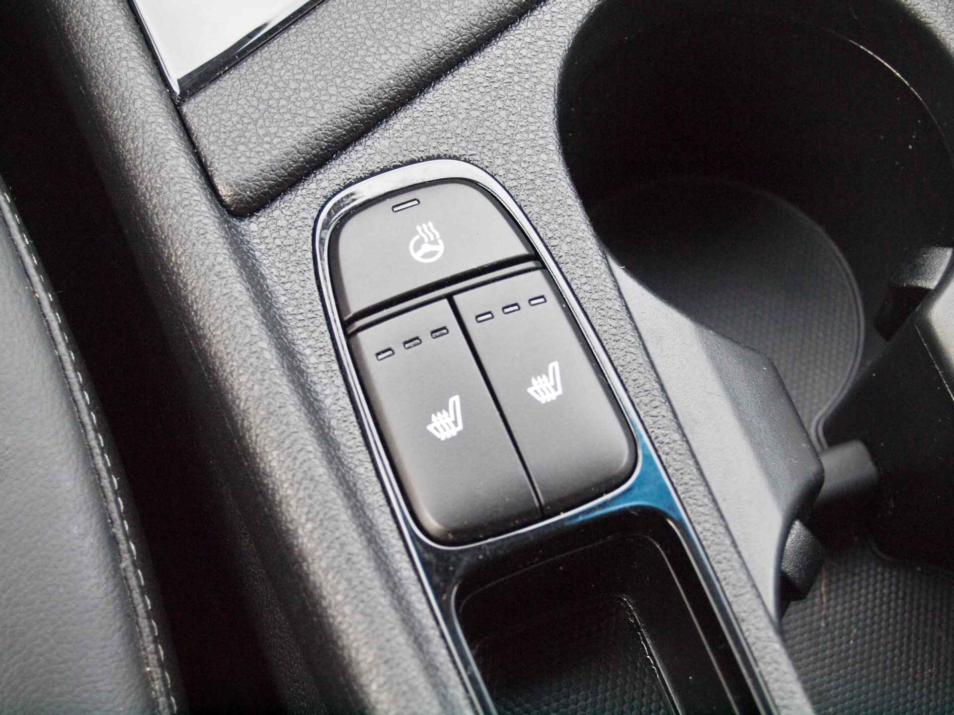 Kia Niro 1.6 GDi PHEV BusinessLine Plug-In hybride | Apple Carplay | Camera | Cruise Control | Trekhaak - 28/36