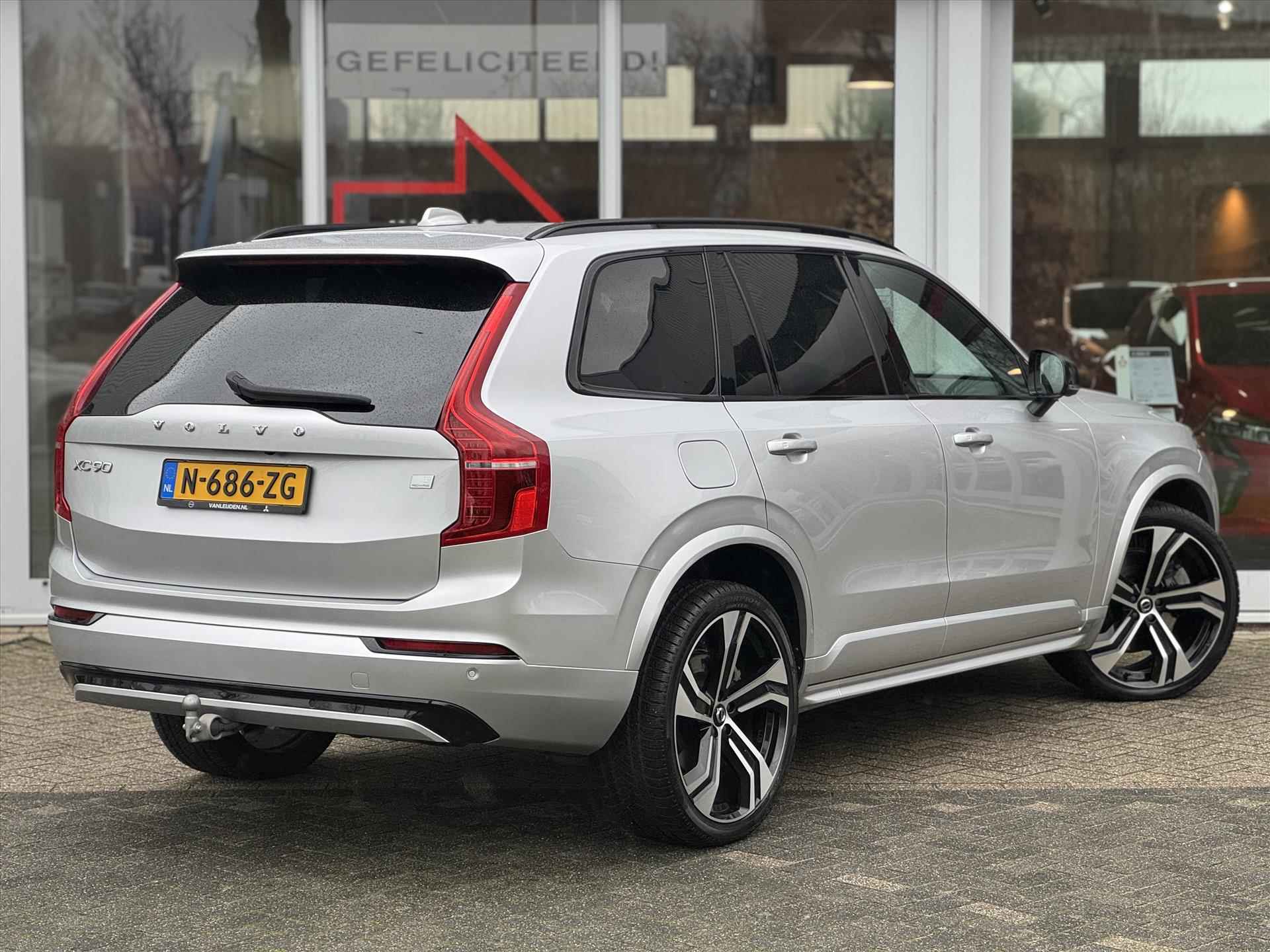 VOLVO XC90 T8 Recharge AWD R-Design | Trekhaak | Panoramadak | Luchtvering | Leder | 22 inch | H&K - 4/33