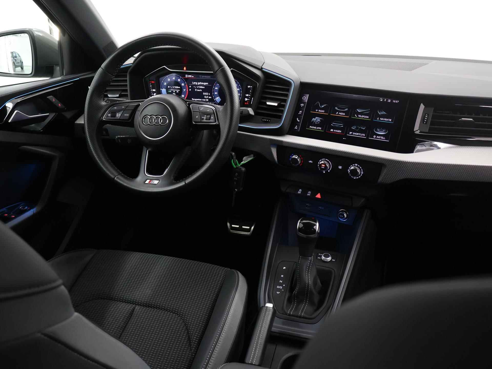 Audi A1 Sportback 30 TFSI Pro S-Line | Digitaal Dashboard | Climate Control | Navigatie | Cruise Control Sportstoelen | Lichtmetalen velgen | LED | Privacy Glass | - 10/44