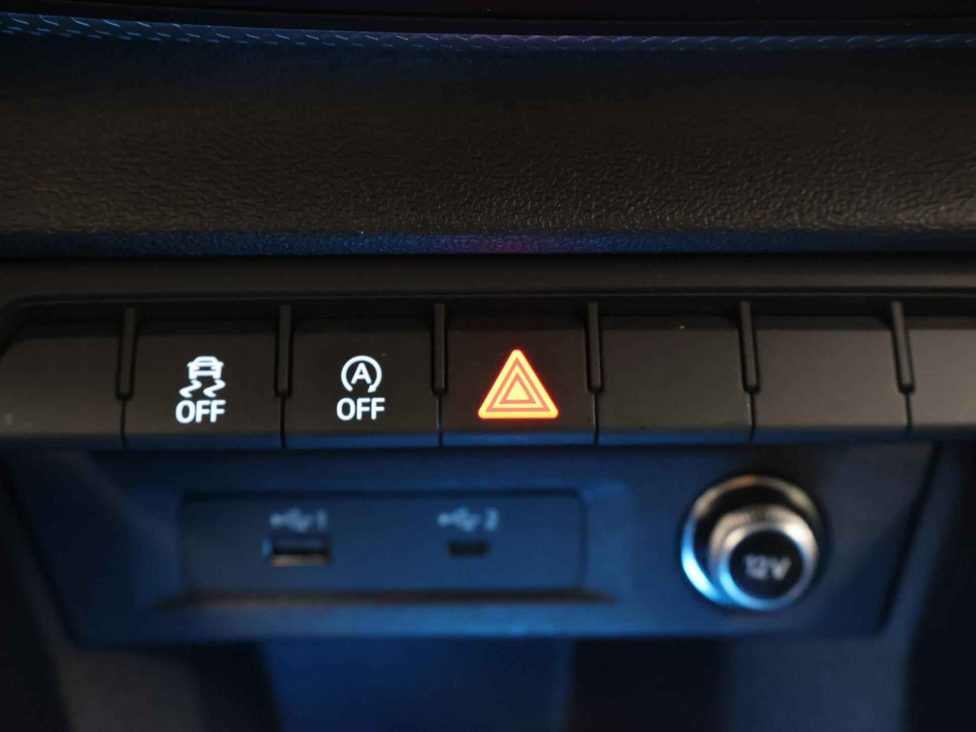 Audi A1 Sportback 30 TFSI Pro S-Line | Digitaal Dashboard | Climate Control | Navigatie | Cruise Control Sportstoelen | Lichtmetalen velgen | LED | Privacy Glass | - 25/44