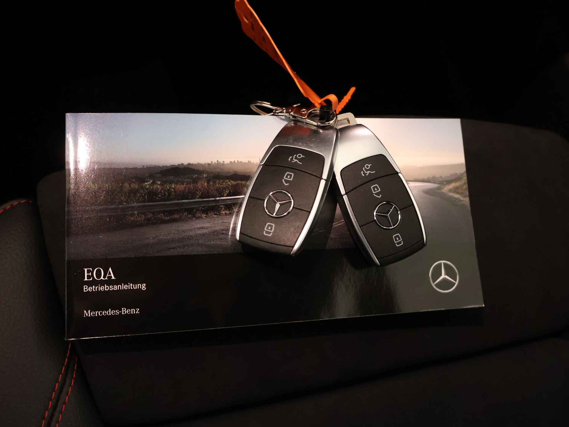 Mercedes-Benz EQA 250 Business Solution AMG 67 kWh | AMG-Line Interieur| AMG-Line Exterieur| Panoramadak | Memory Stoelen | Smartphone integratie| Navigatie | | Inclusief 24 maanden MB Certified garantie voor Europa. - 14/44