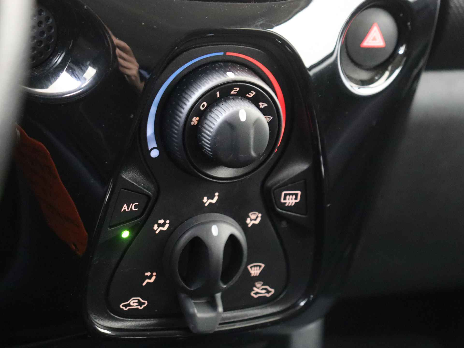 Citroën C1 1.0 VTi Feel 5 deurs | Navigatie by App | Airco - 19/31