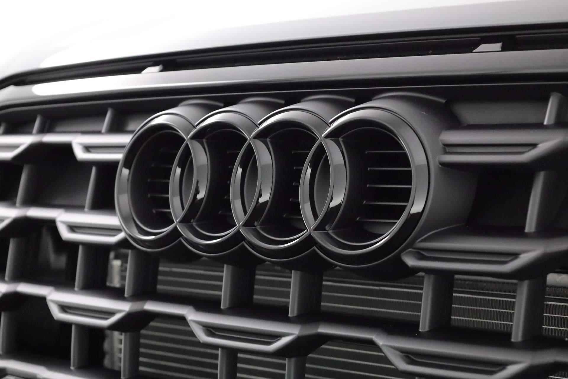 Audi Q2 35 TFSI 150PK S Edition | Stoelverwarming voorin | Assistentiepakket Parking | Comfortsleutel | - 9/42