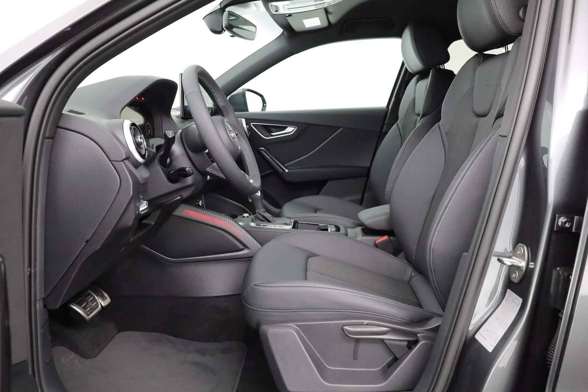 Audi Q2 35 TFSI 150PK S Edition | Stoelverwarming voorin | Assistentiepakket Parking | Comfortsleutel | - 22/42