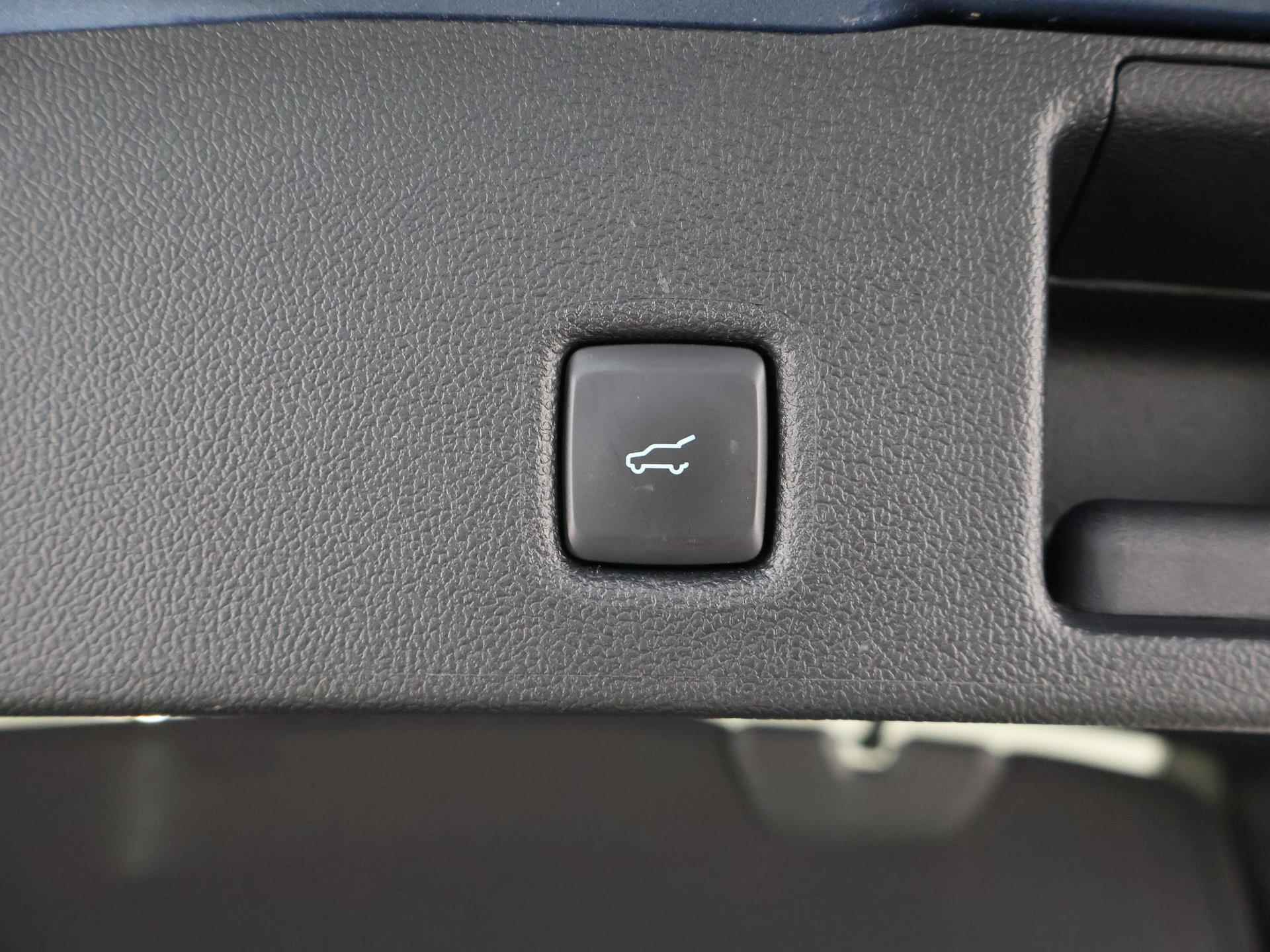Ford Kuga 2.5 PHEV ST-Line X | Panoramadak | Afneemb. Trekhaak | Adaptive Cruise Control | Head Up Display | - 42/46