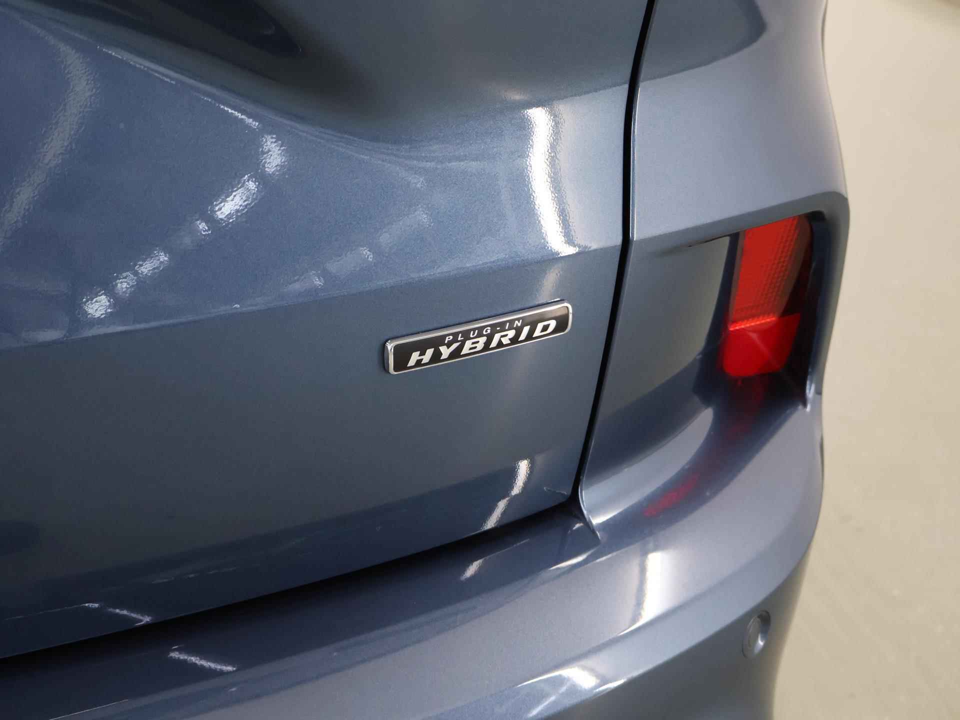 Ford Kuga 2.5 PHEV ST-Line X | Panoramadak | Afneemb. Trekhaak | Adaptive Cruise Control | Head Up Display | - 43/46