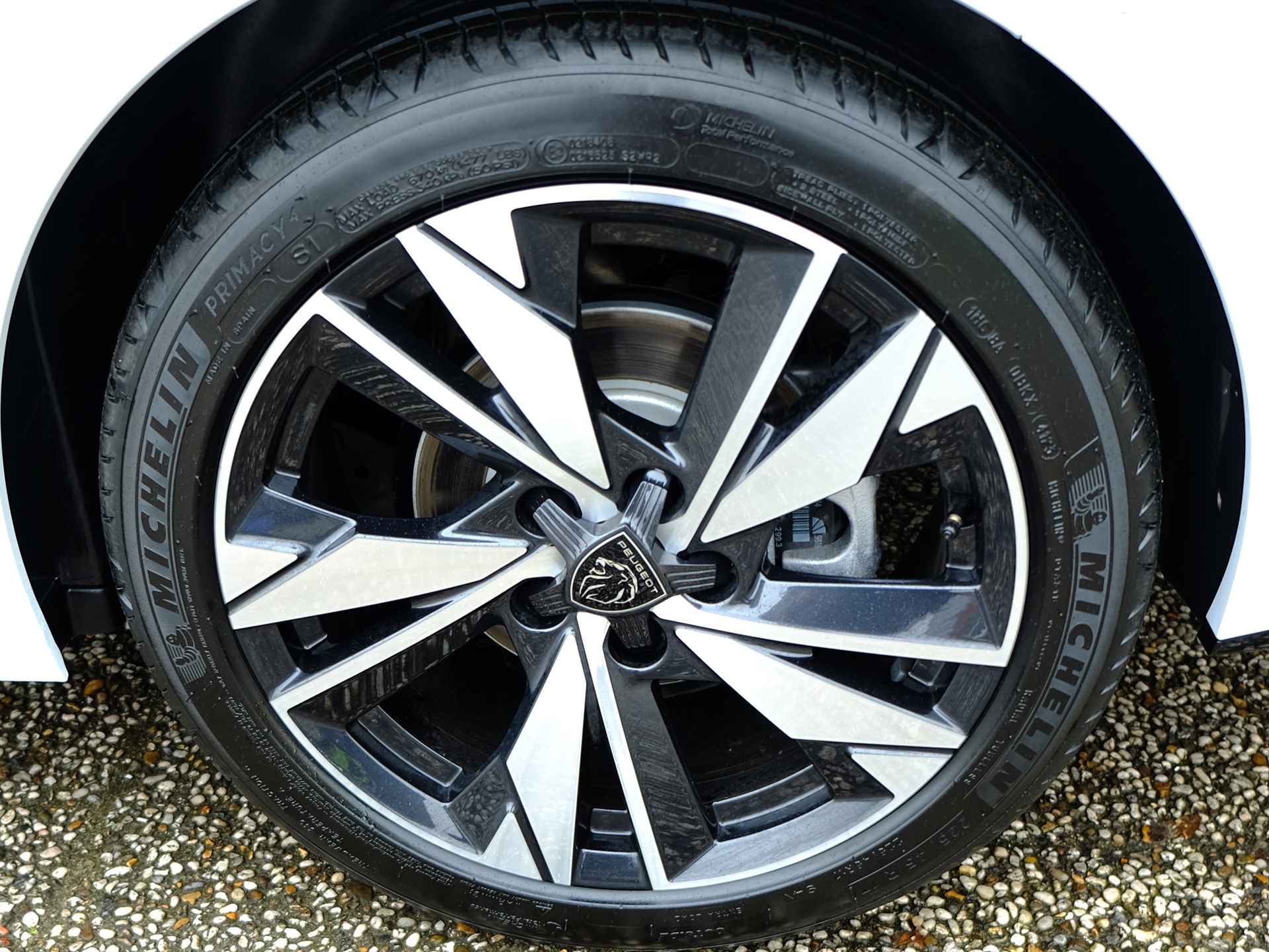Peugeot 308 Sw 1.2 PureTech Allure 130pk | Carplay | Park. sensoren | Camera | Stoelverwarming - 6/23