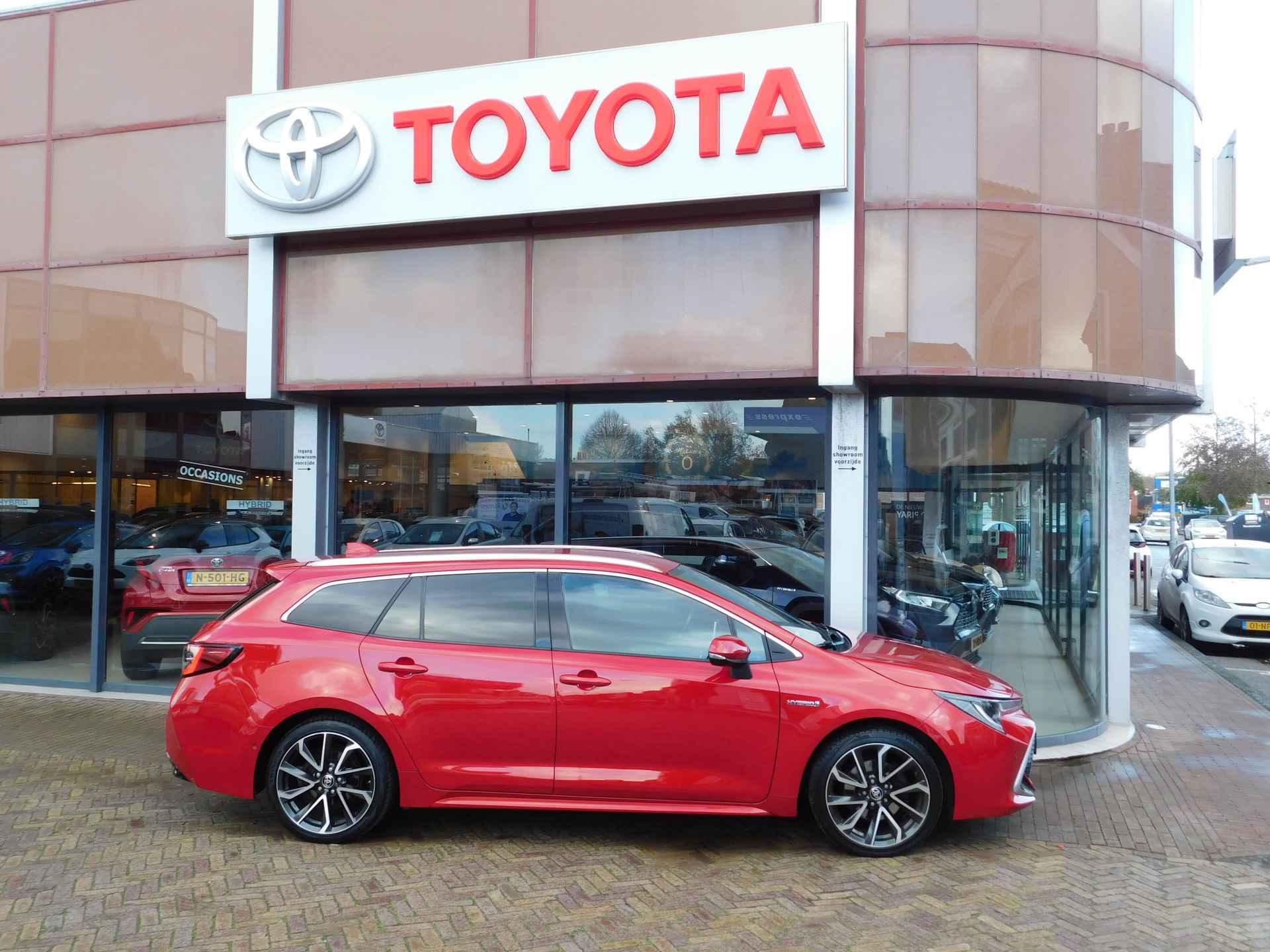 Toyota Corolla Touring Sports 2.0 Hybrid Executive - 38/58