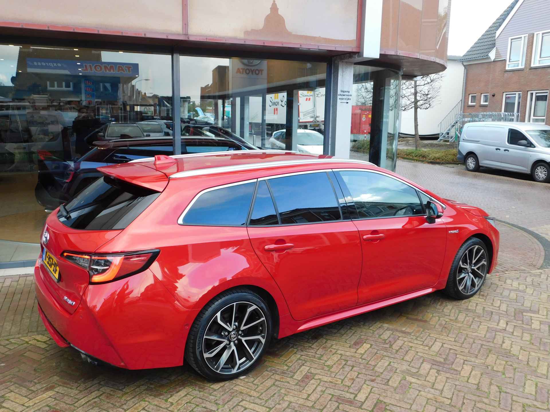 Toyota Corolla Touring Sports 2.0 Hybrid Executive - 57/58