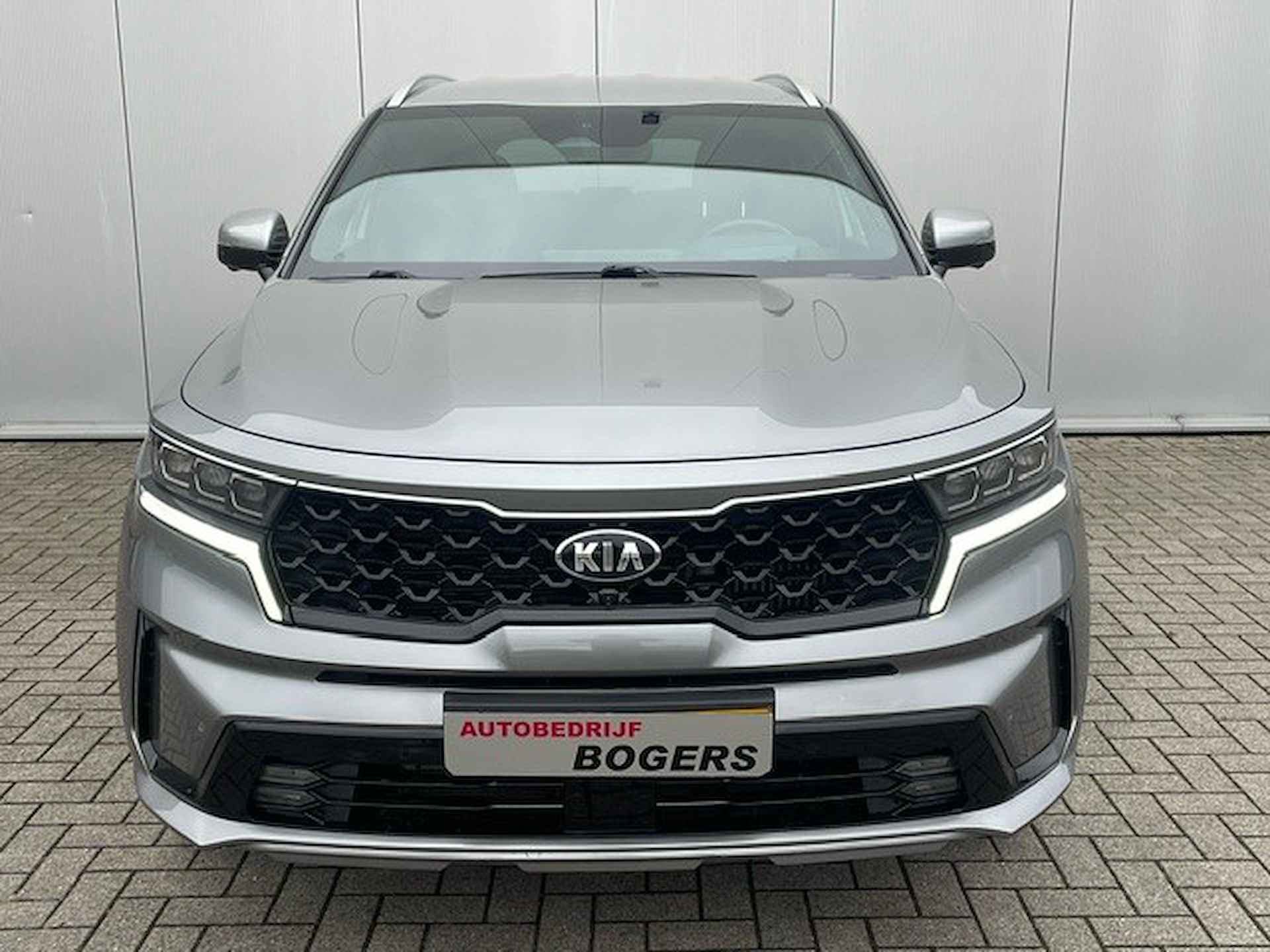 Kia Sorento 1.6 T-GDI Plug-in Hybrid 4WD ExecutiveLine 7p. Navigatie, Leder, LED, 18"Lm, 360 Camera, Adaptive Cruise Control, Climate Control - 28/34