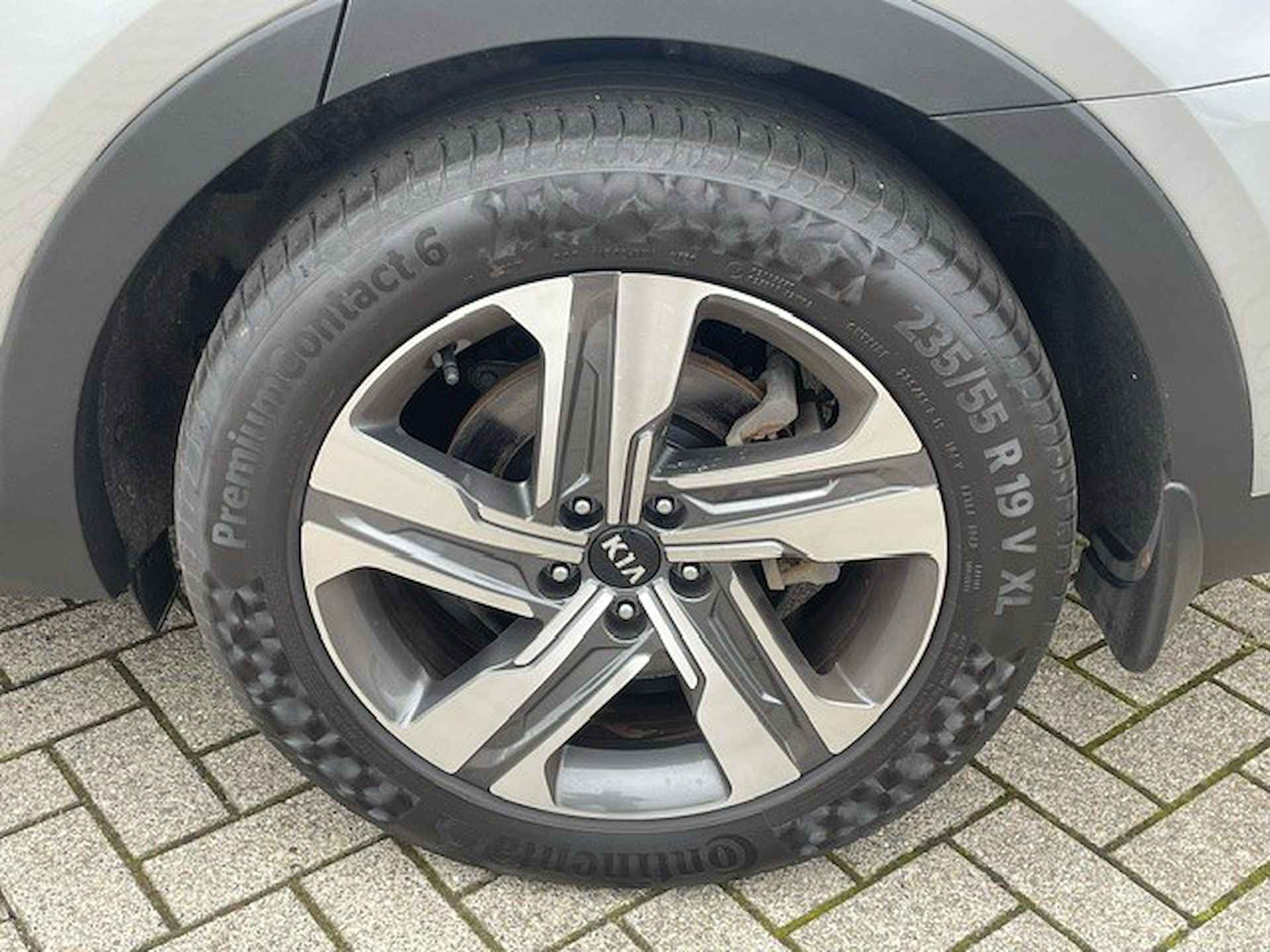 Kia Sorento 1.6 T-GDI Plug-in Hybrid 4WD ExecutiveLine 7p. Navigatie, Leder, LED, 18"Lm, 360 Camera, Adaptive Cruise Control, Climate Control - 31/34