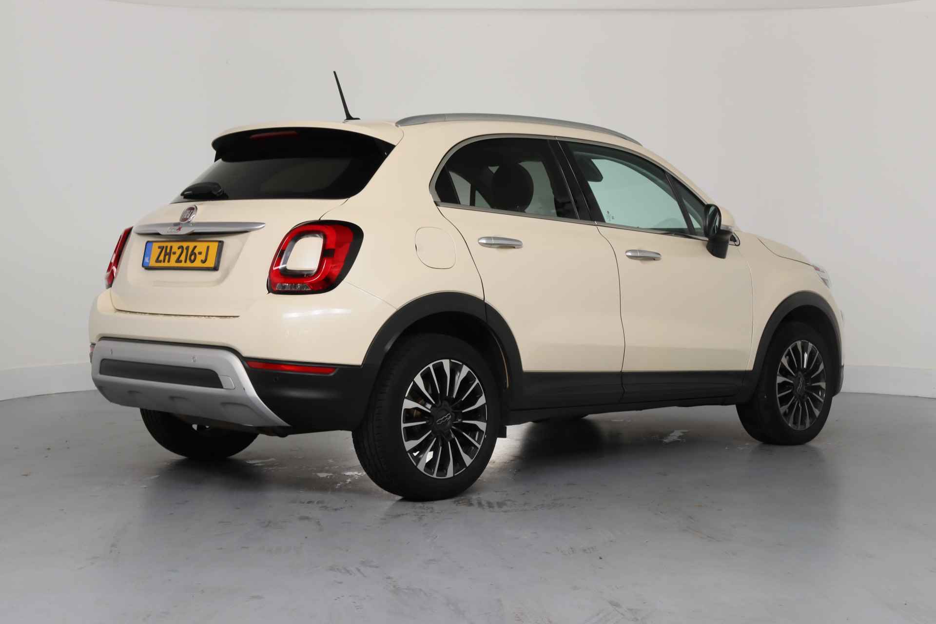 Fiat 500X Cross 1.3 GSE City Cross Opening Edition Automaat | Dealer Onderhouden! | LED | Navi | Clima | Cruise | Stoelverwarming | Parkee - 5/38