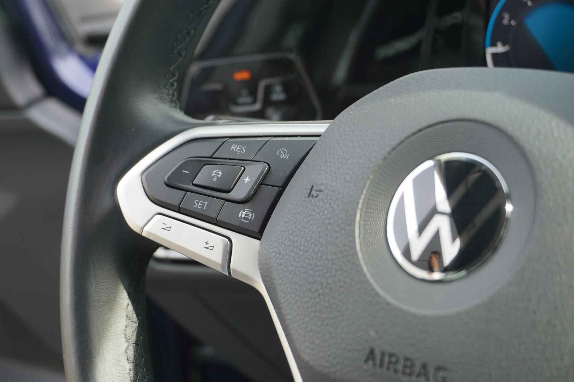 Volkswagen Golf 1.0 TSI 110pk Life | Navigatie | Achteruitrijcamera | Rijstrooksensor - 20/36