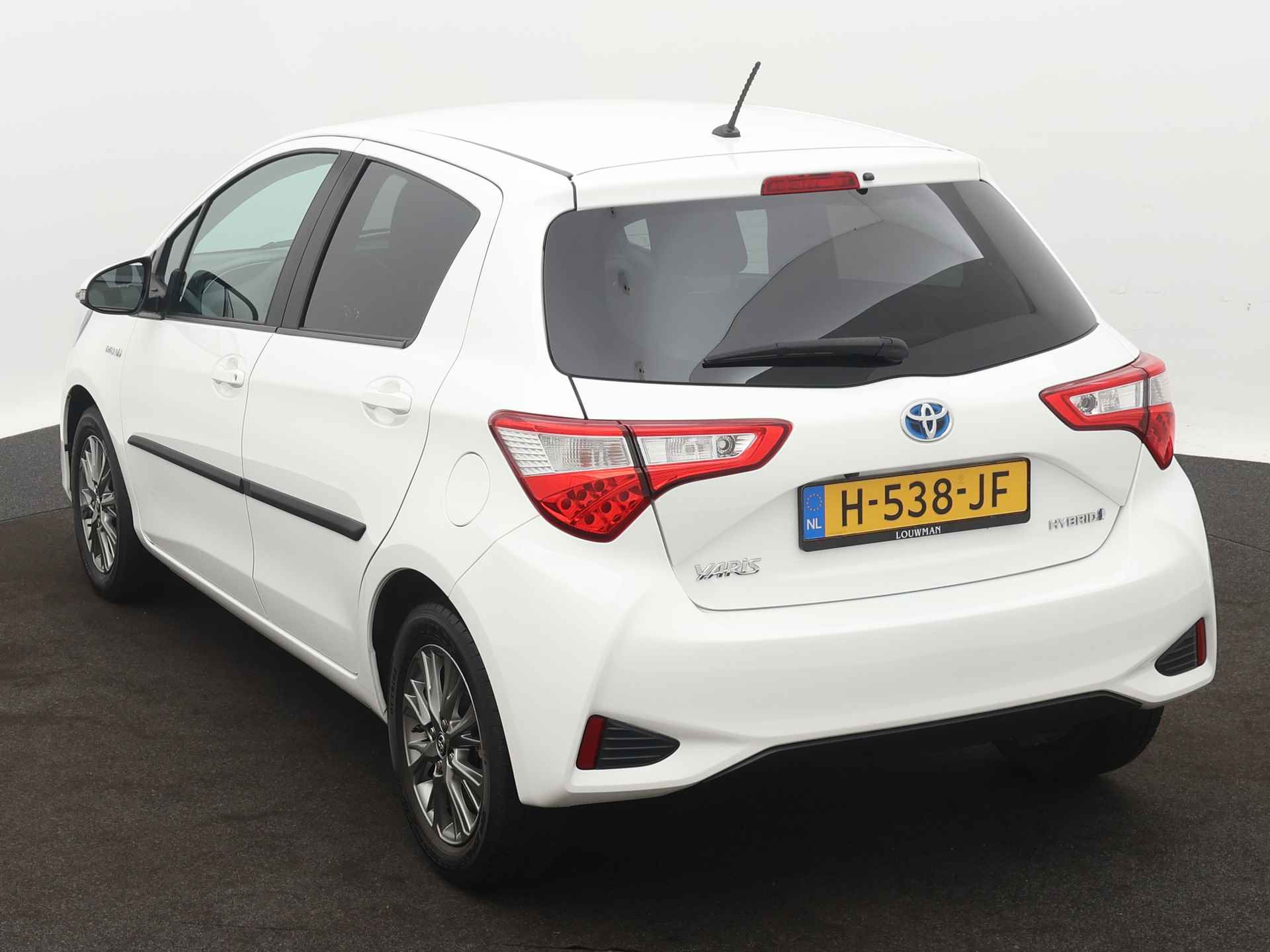 Toyota Yaris 1.5 Hybrid Dynamic | Camera | LM Velgen | Climate Control | Cruise Control | - 17/42