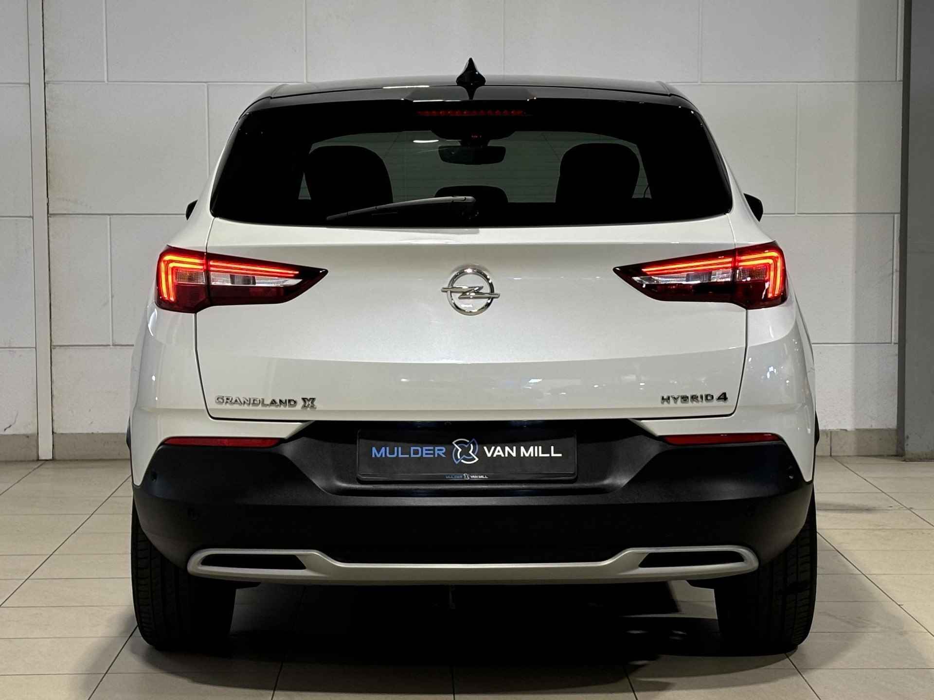 Opel Grandland X 1.6 Turbo HYbrid4 300 pk 4x4 Innovation |TREKHAAK|AGR-STOEL|360° CAMERA+SENSOREN|NAVI PRO 8"|STOELVERWARMING|ISOFIX| - 9/64