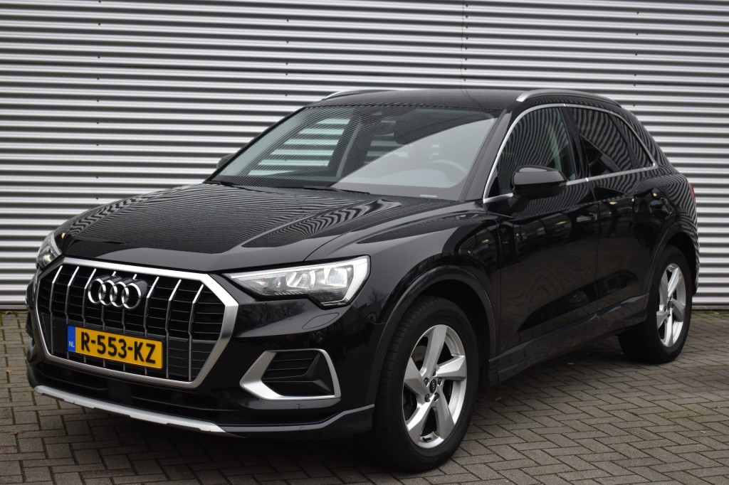 AUDI Q3 35 TFSI EDITION / VIRTUAL COCKPIT / EL. A-KLEP / SPORTSTOELEN