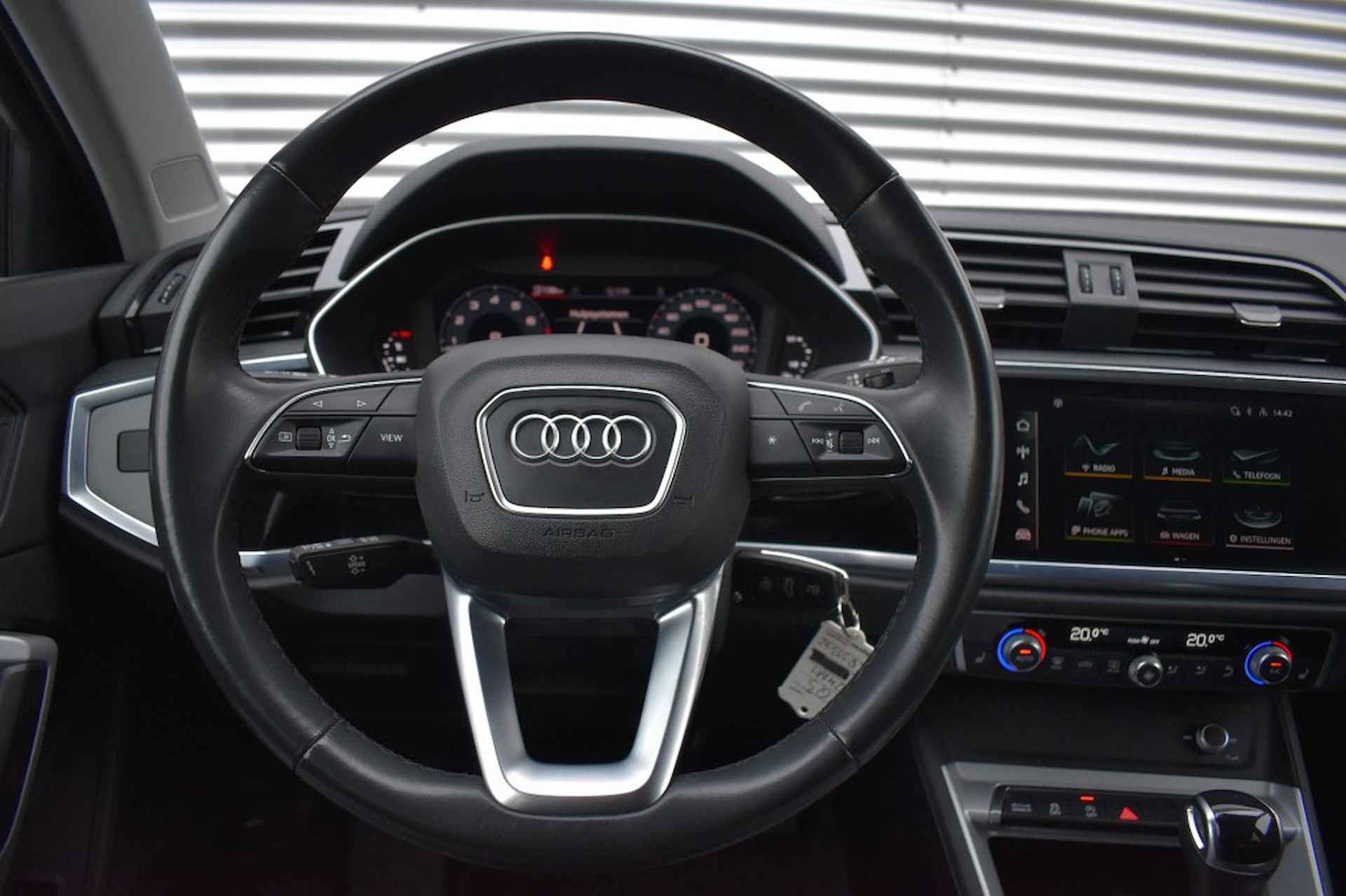 AUDI Q3 35 TFSI EDITION / VIRTUAL COCKPIT / EL. A-KLEP / SPORTSTOELEN - 25/47