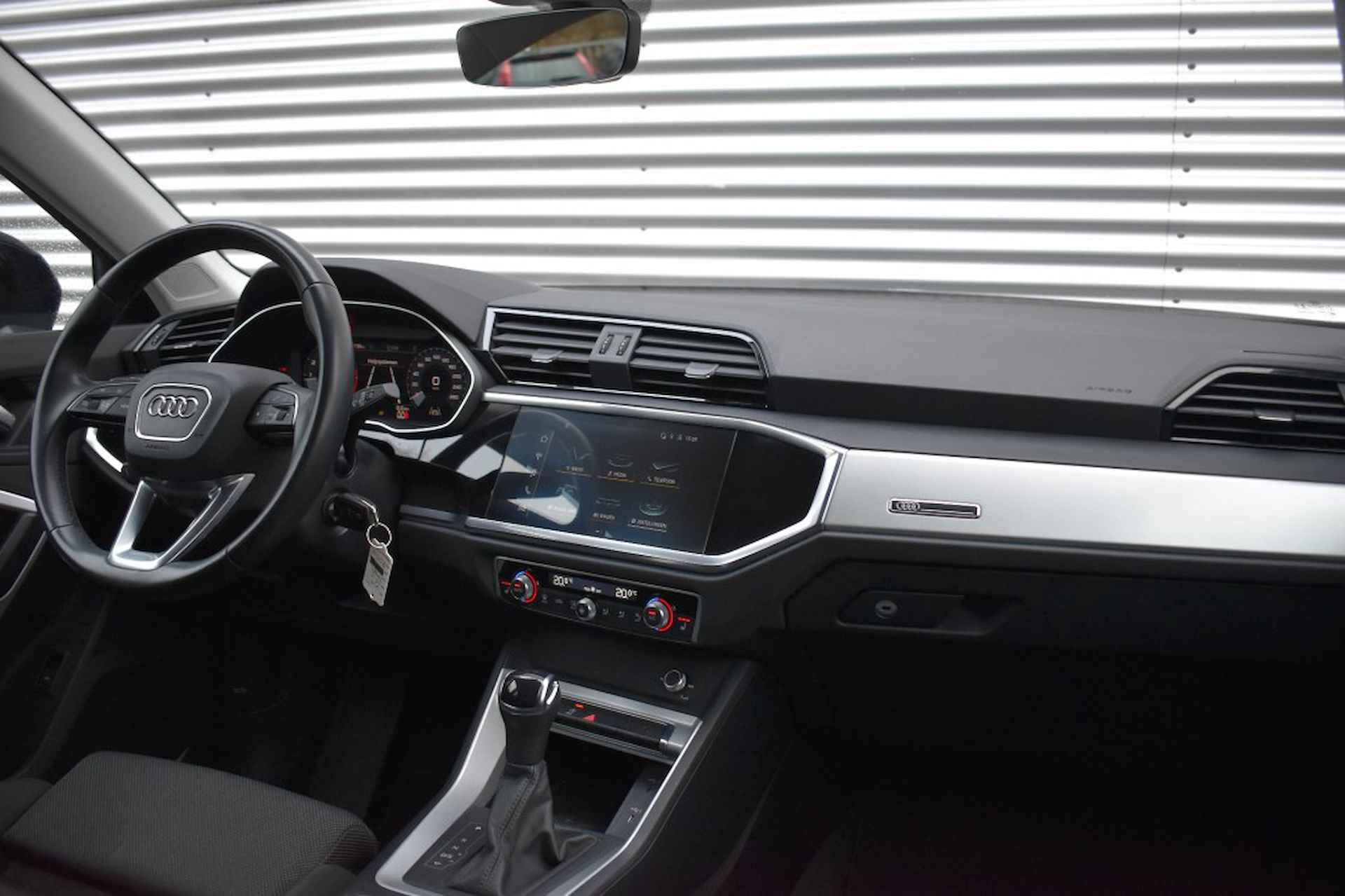 AUDI Q3 35 TFSI EDITION / VIRTUAL COCKPIT / EL. A-KLEP / SPORTSTOELEN - 40/47