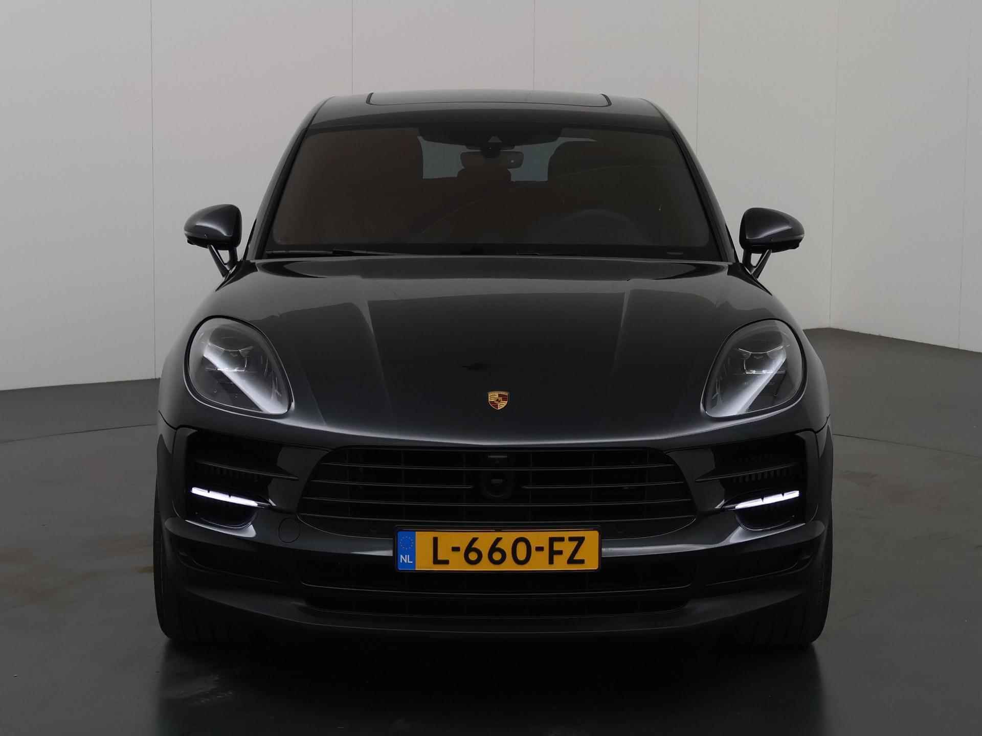 Porsche Macan 3.0 S | Nieuw Model | Sport Chrono | Adaptieve Cruise Control | Schuif/kanteldak | PASM | Adaptieve Sportstoelen 18-wegs | PDLS+ | PSM/PTM | PTV+ | Bose | Sport-Uitlaatsysteem | - 4/52