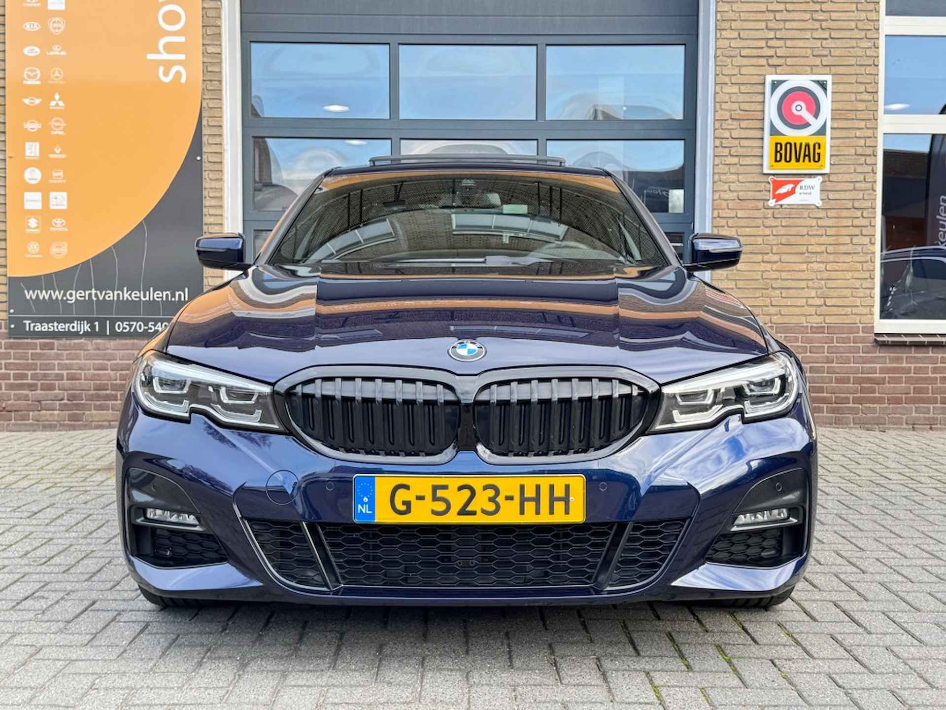 BMW 3-serie 330e M-SPORT LEER/SCHUIFDAK/HARMAN-KARDON/LED/NL-AUTO/1E EIG. - 3/54