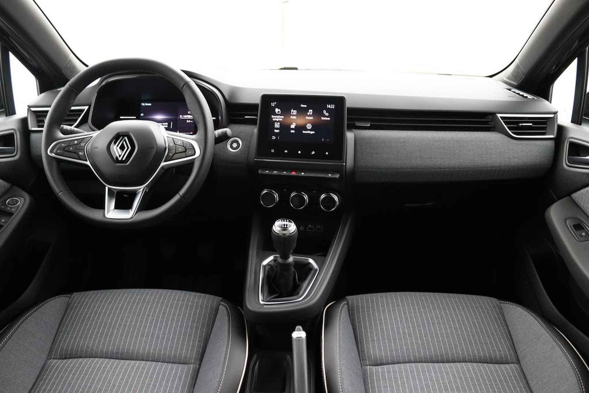 Renault Clio 1.0 TCe 90 GPF techno | Adaptieve Cruise Control | Camera | Stoelverwarming | Stuurwiel Verwarmd | Metallic Lak | Climate Control | NIEUW | FACELIFT | Apple Car Play | Android Auto | NAP | - 17/53