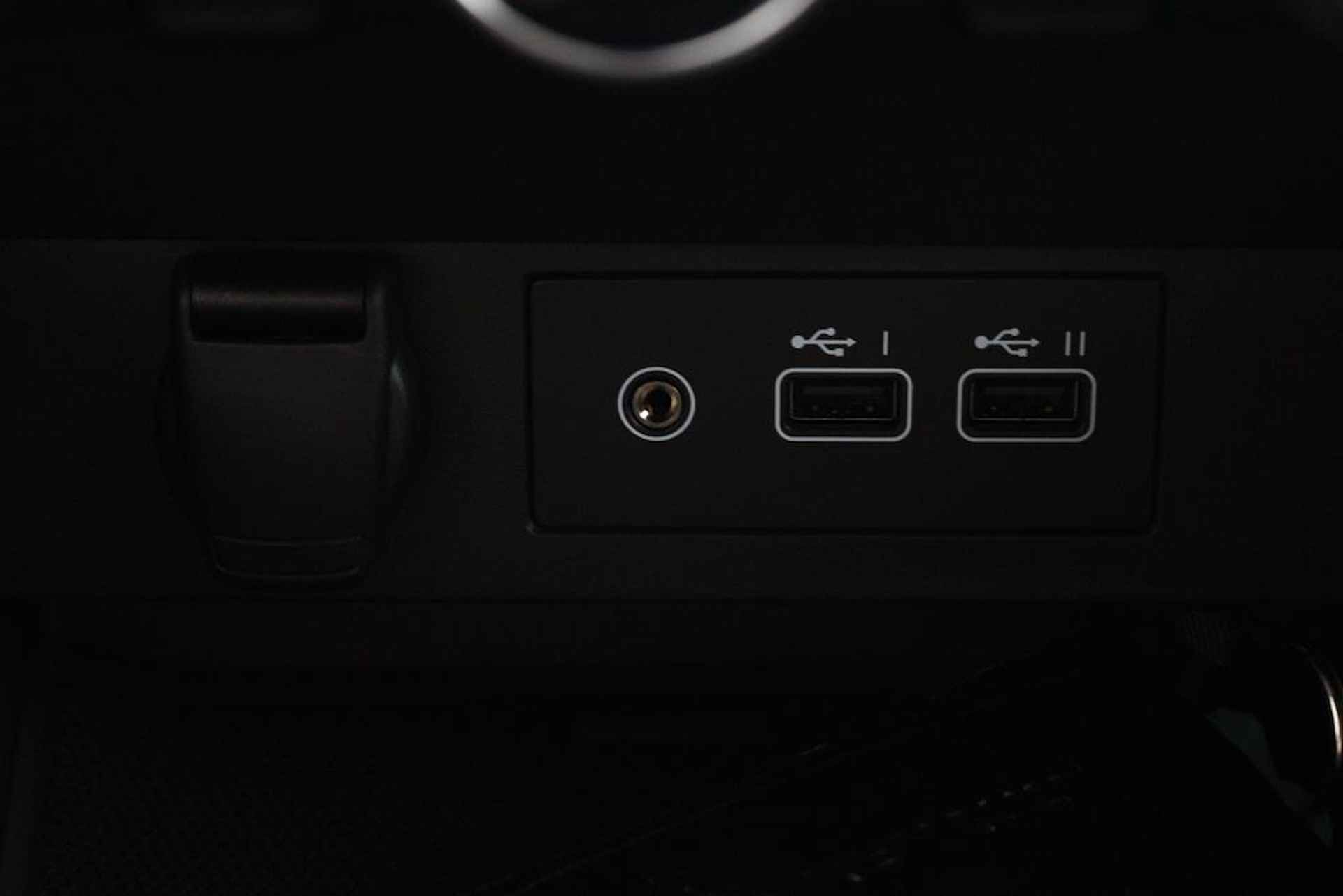 Renault Clio 1.0 TCe 90 GPF techno | Adaptieve Cruise Control | Camera | Stoelverwarming | Stuurwiel Verwarmd | Metallic Lak | Climate Control | NIEUW | FACELIFT | Apple Car Play | Android Auto | NAP | - 33/53