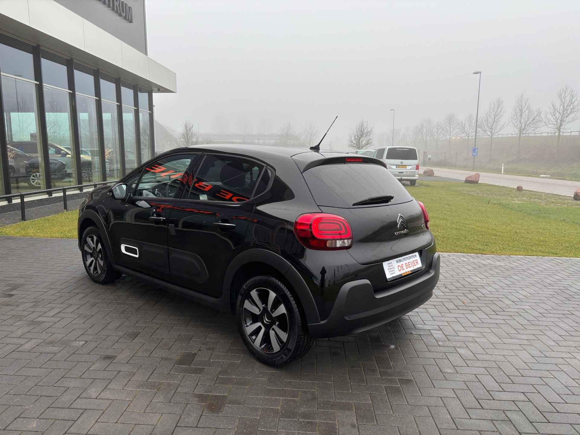 Citroën C3 1.2 PureTech 82pk Camera I Navi I Carplay - 3/39