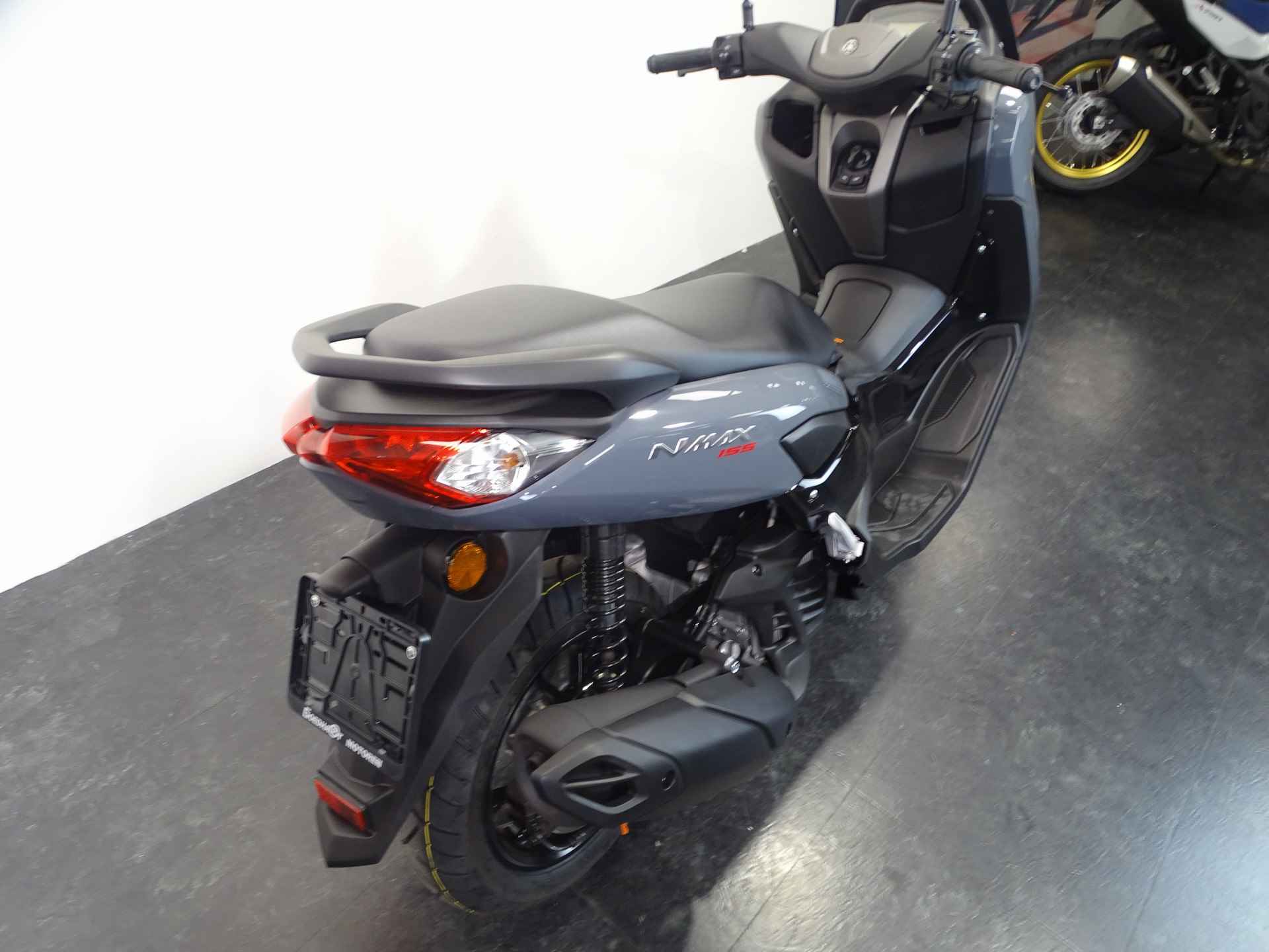 Yamaha NMAX 155 - 3/5