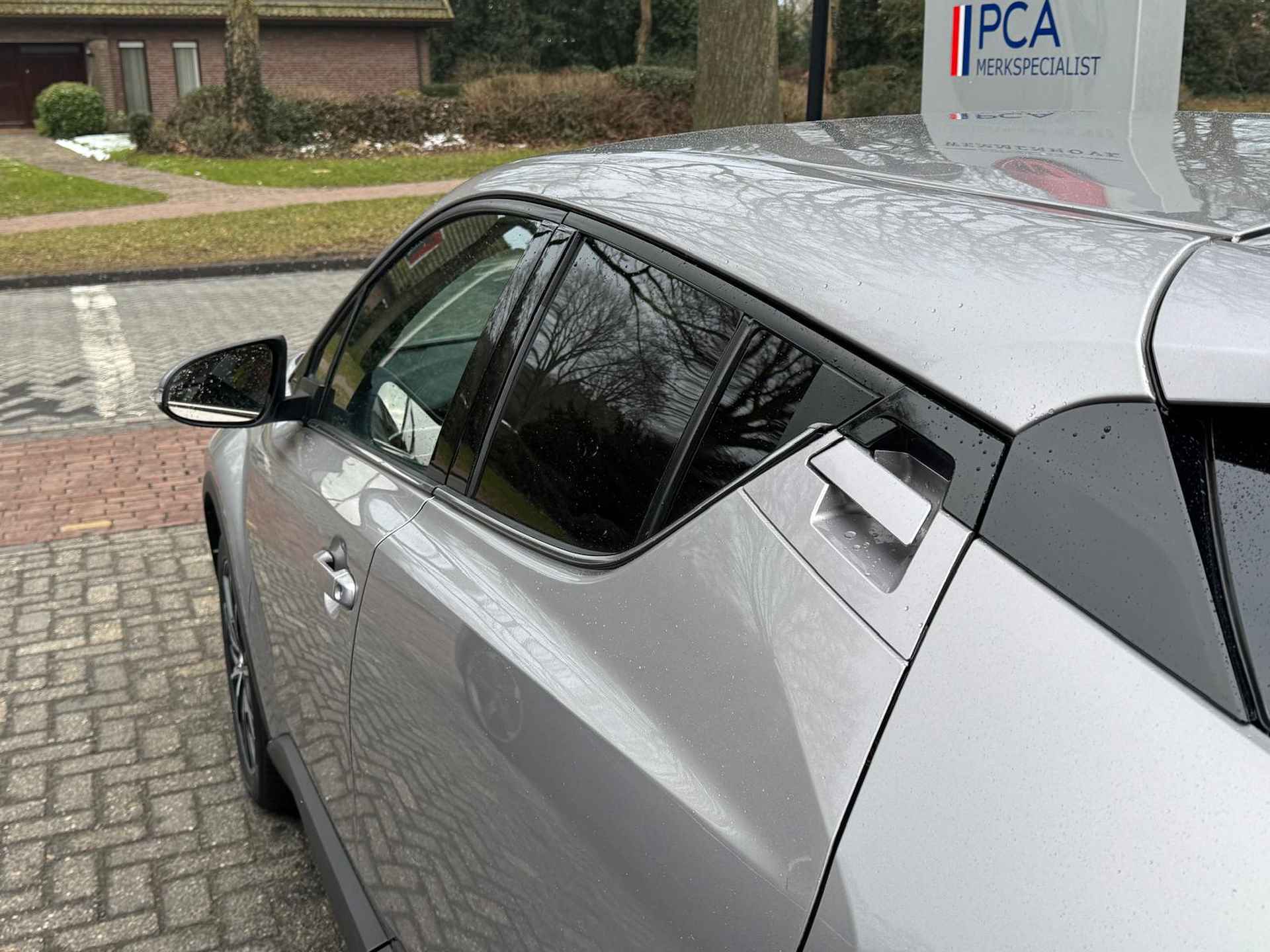 Toyota C-HR 1.2 Style Airco/Navigatie/JBL Sound/Camera - 33/44