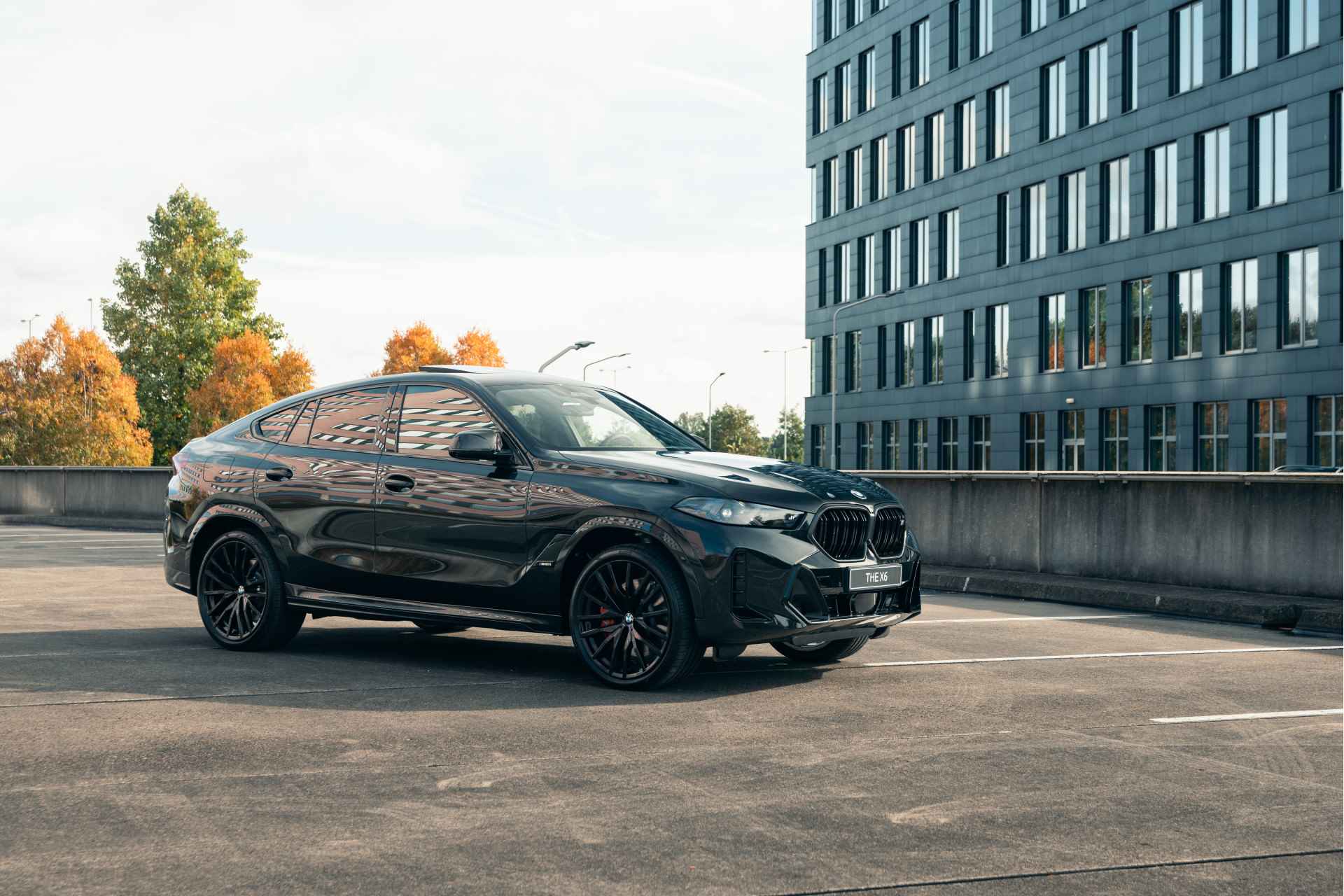 BMW X6 M60i xDrive High Executive Automaat / Panoramadak Sky Lounge / Massagefunctie / Adaptief M Onderstel Professional / Bowers & Wilkins / Parking Assistant Professional - 11/20