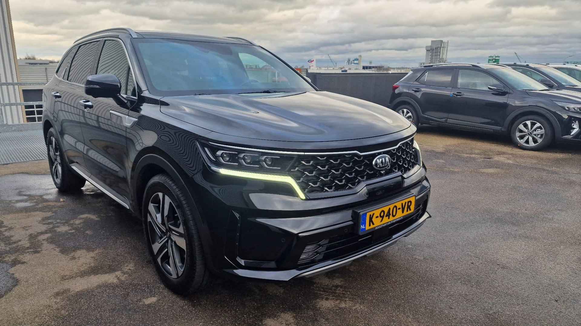 Kia Sorento 1.6 T-GDI Hybrid 2WD ExecutiveLine 7p. 1e eign. Schuif/kanteldak, 360" Camera, Seat memory, Dodehoekdetectie, BOSE, Lederen bekleding, BTW-auto, Nieuw geleverd en dealeronderhouden - 43/54